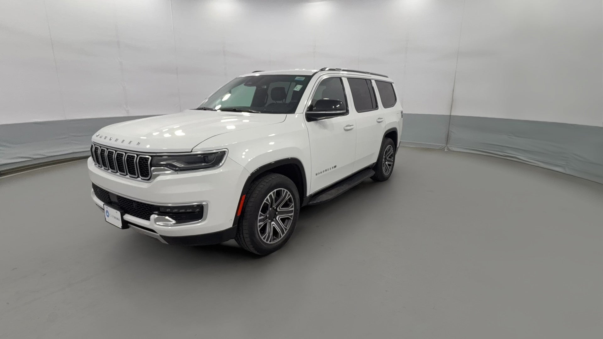 2024 Jeep Wagoneer vehicle photo