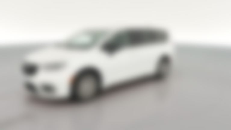 2024 Chrysler Pacifica vehicle photo