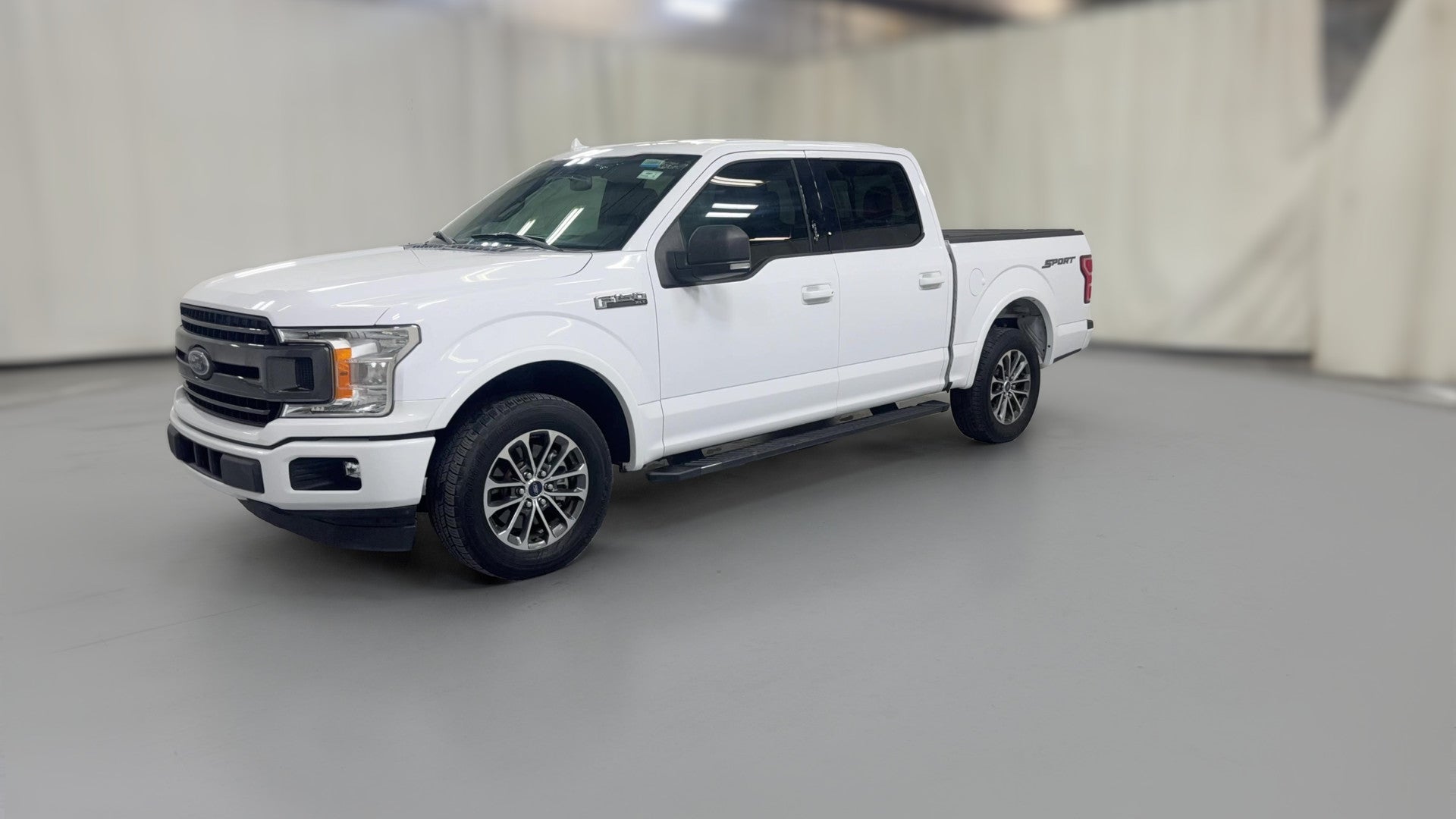 2018 Ford F150 SuperCrew Cab vehicle photo