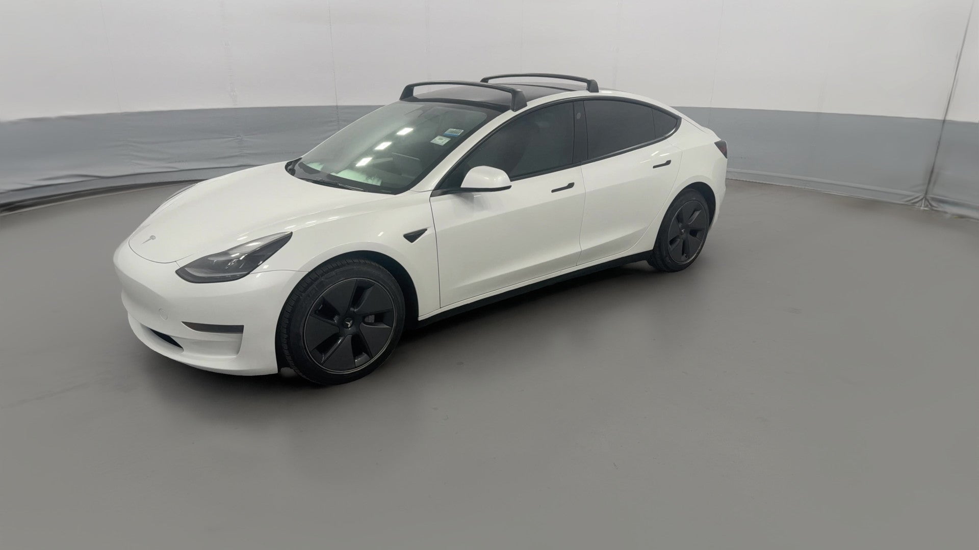 2023 Tesla Model 3 vehicle photo