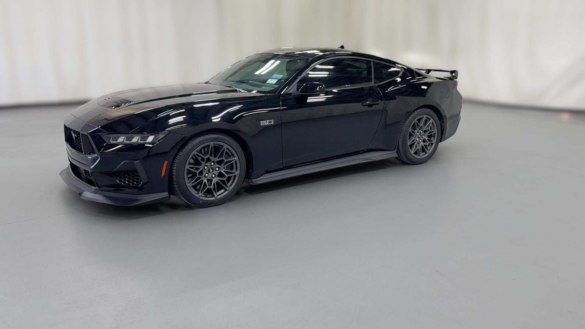 2024 Ford Mustang vehicle photo