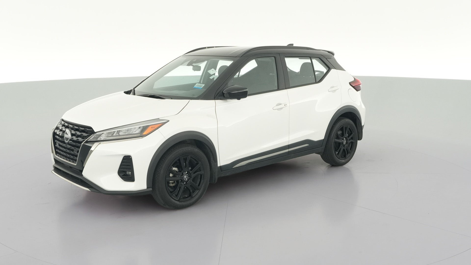 2024 Nissan Kicks vehicle photo