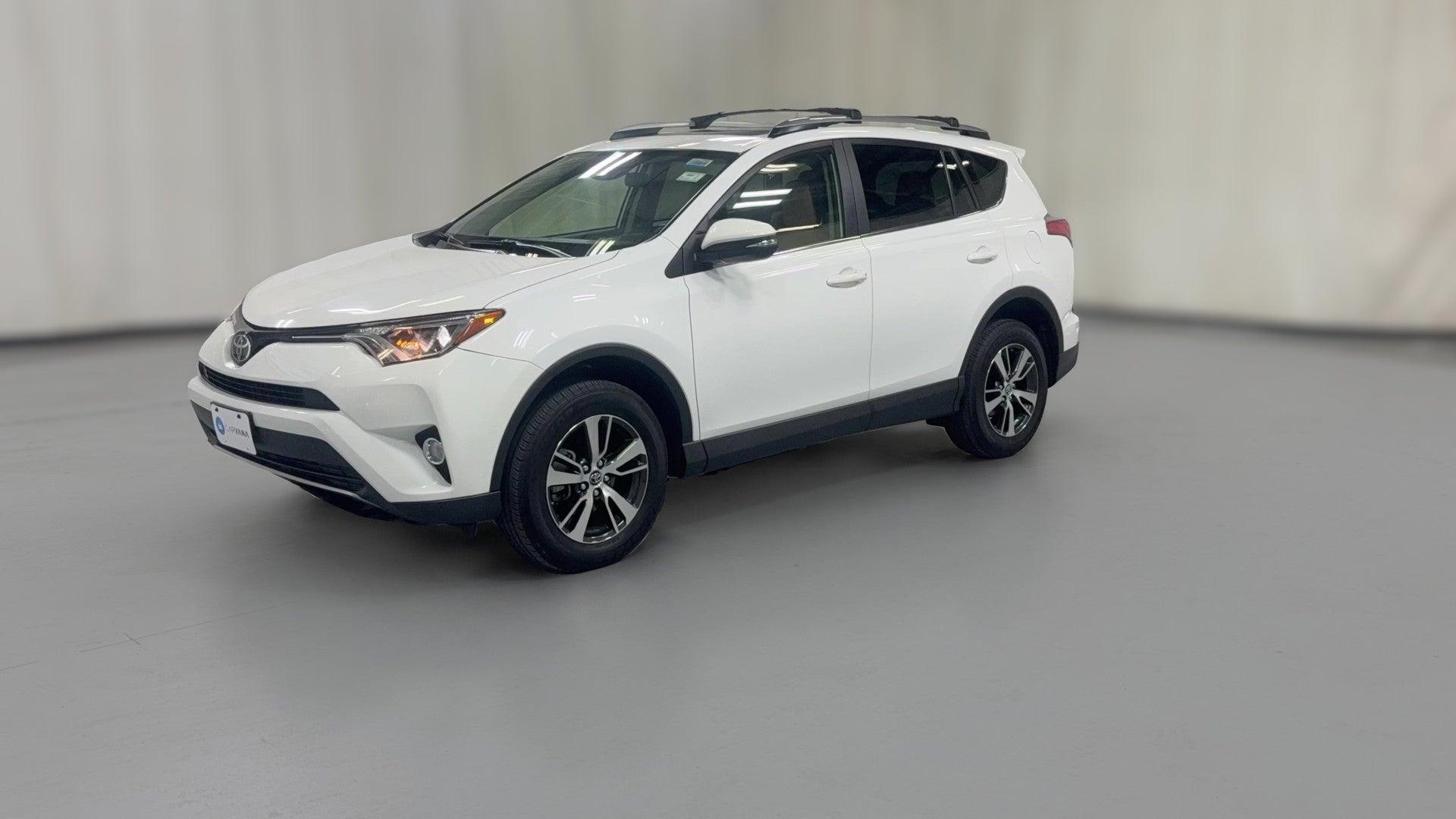 2017 Toyota RAV4 vehicle photo