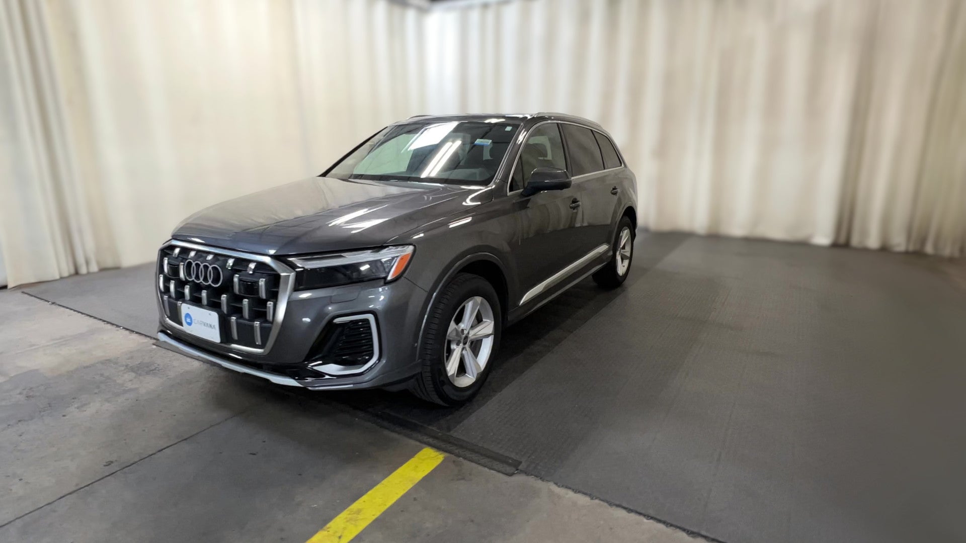 2025 Audi Q7 vehicle photo