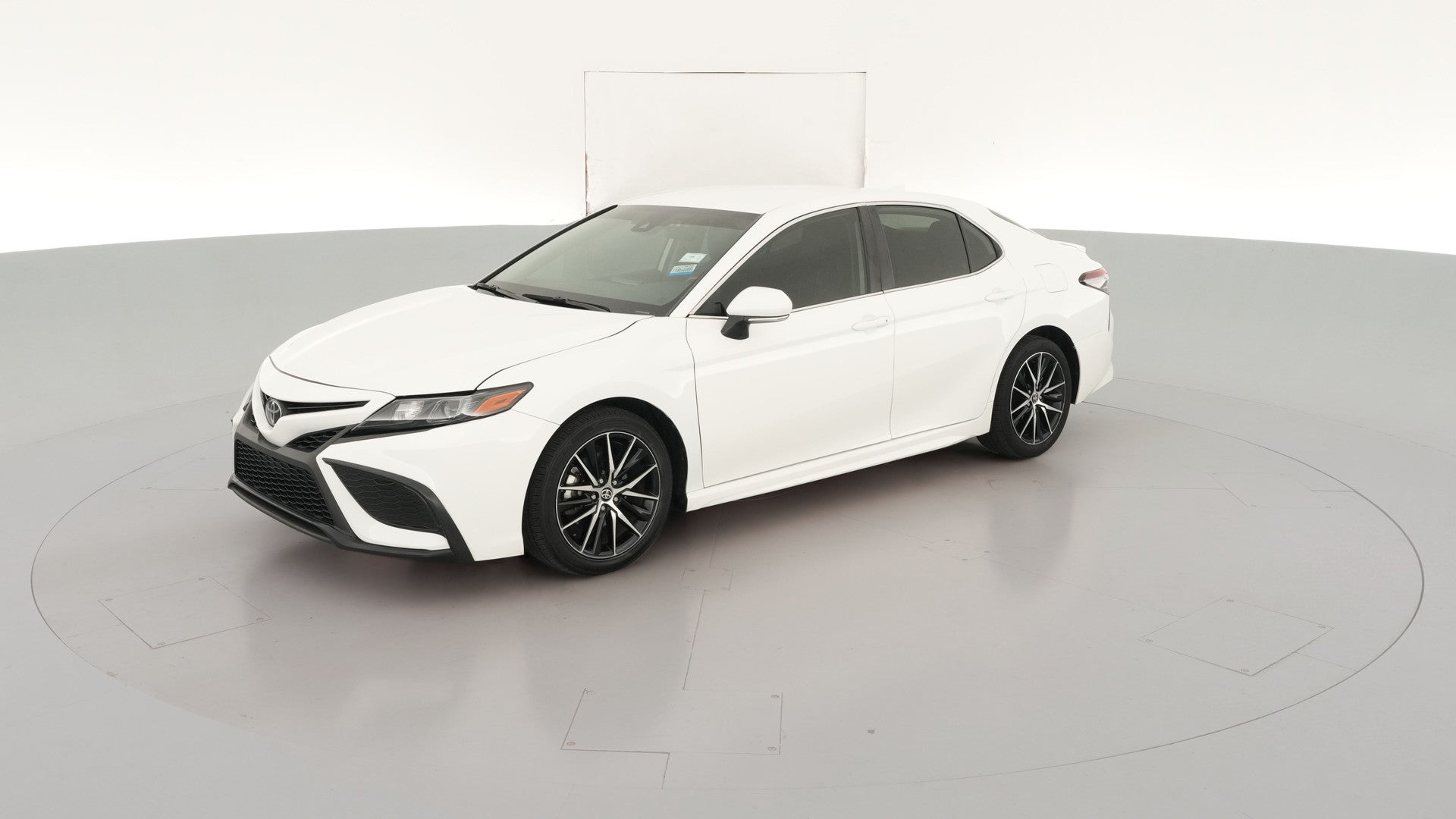 2024 Toyota Camry vehicle photo
