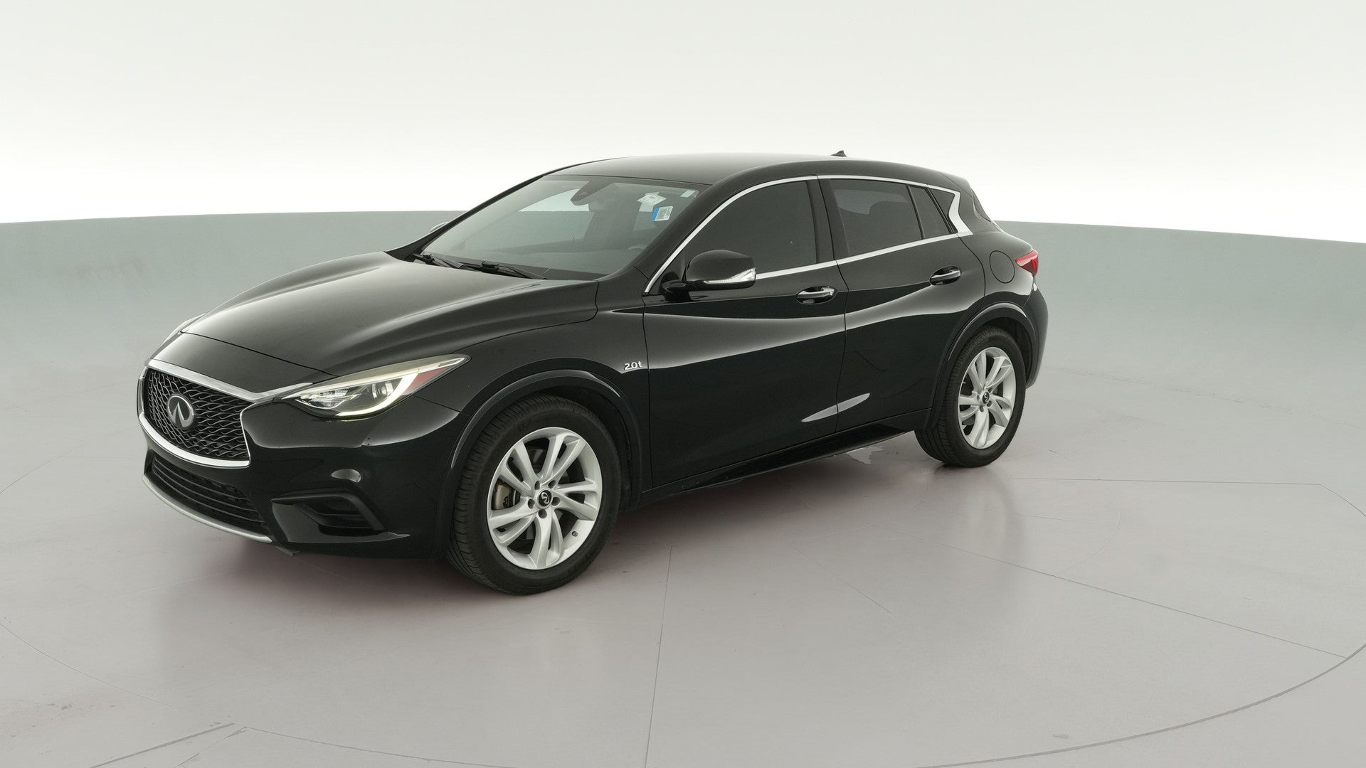 2019 INFINITI QX30 vehicle photo