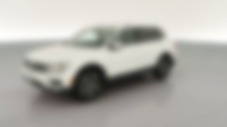 2018 Volkswagen Tiguan vehicle photo