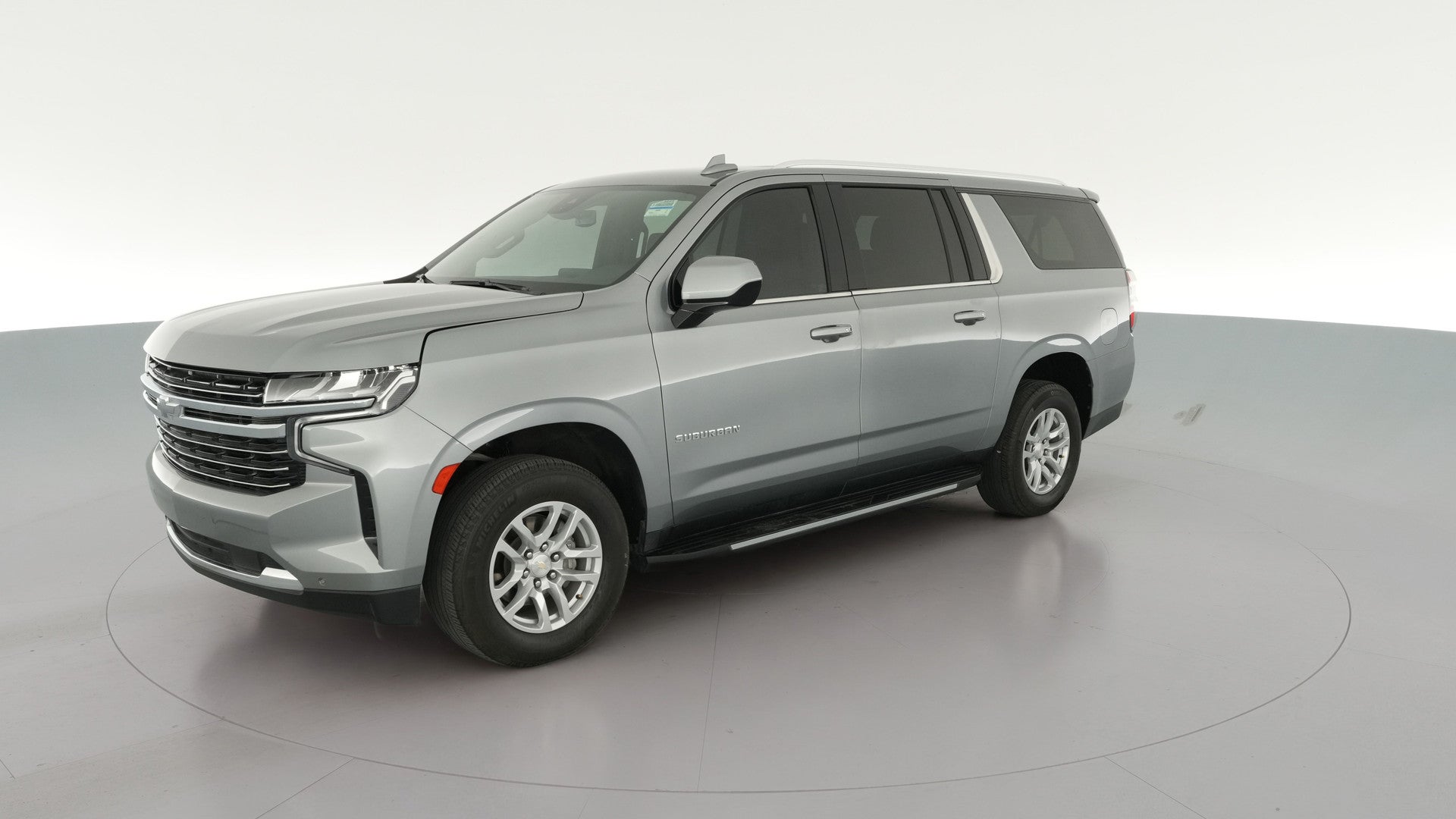 2023 Chevrolet Suburban vehicle photo