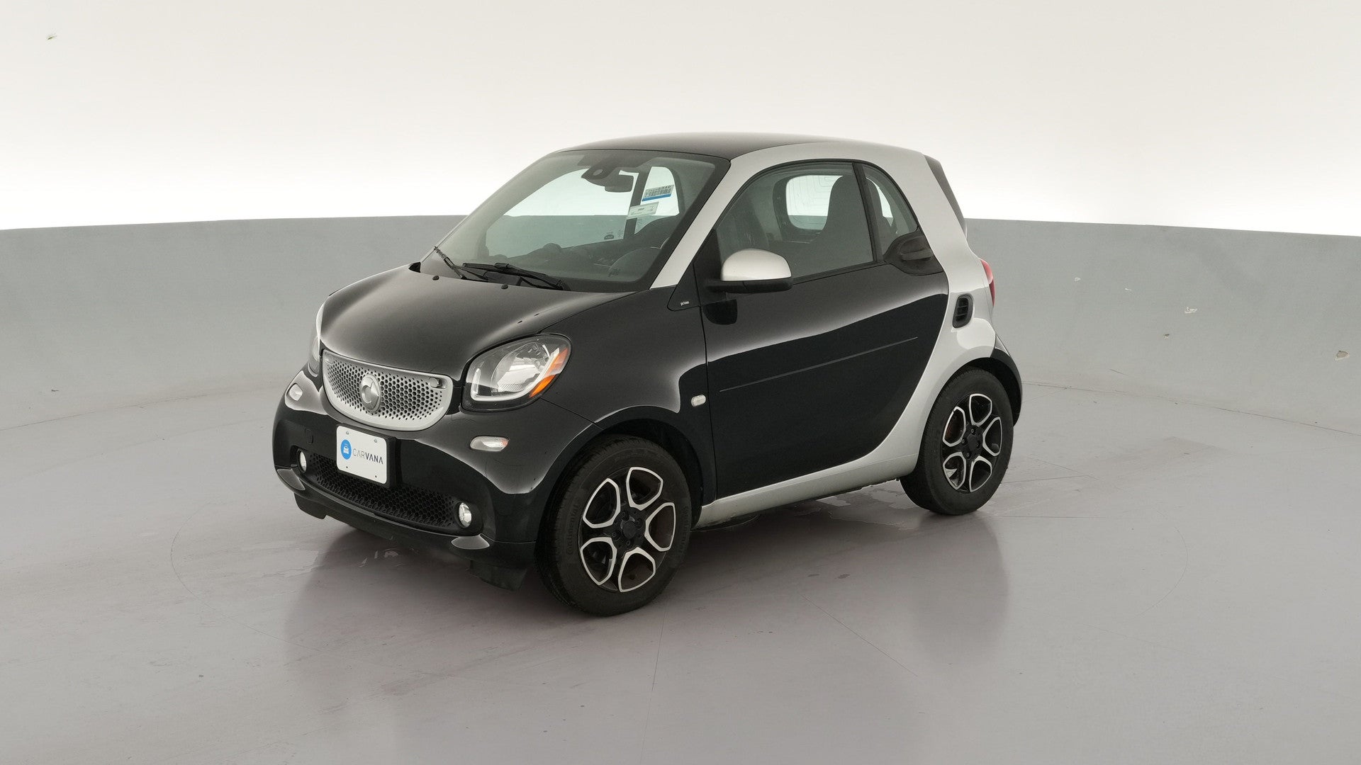 2016 smart fortwo vehicle photo