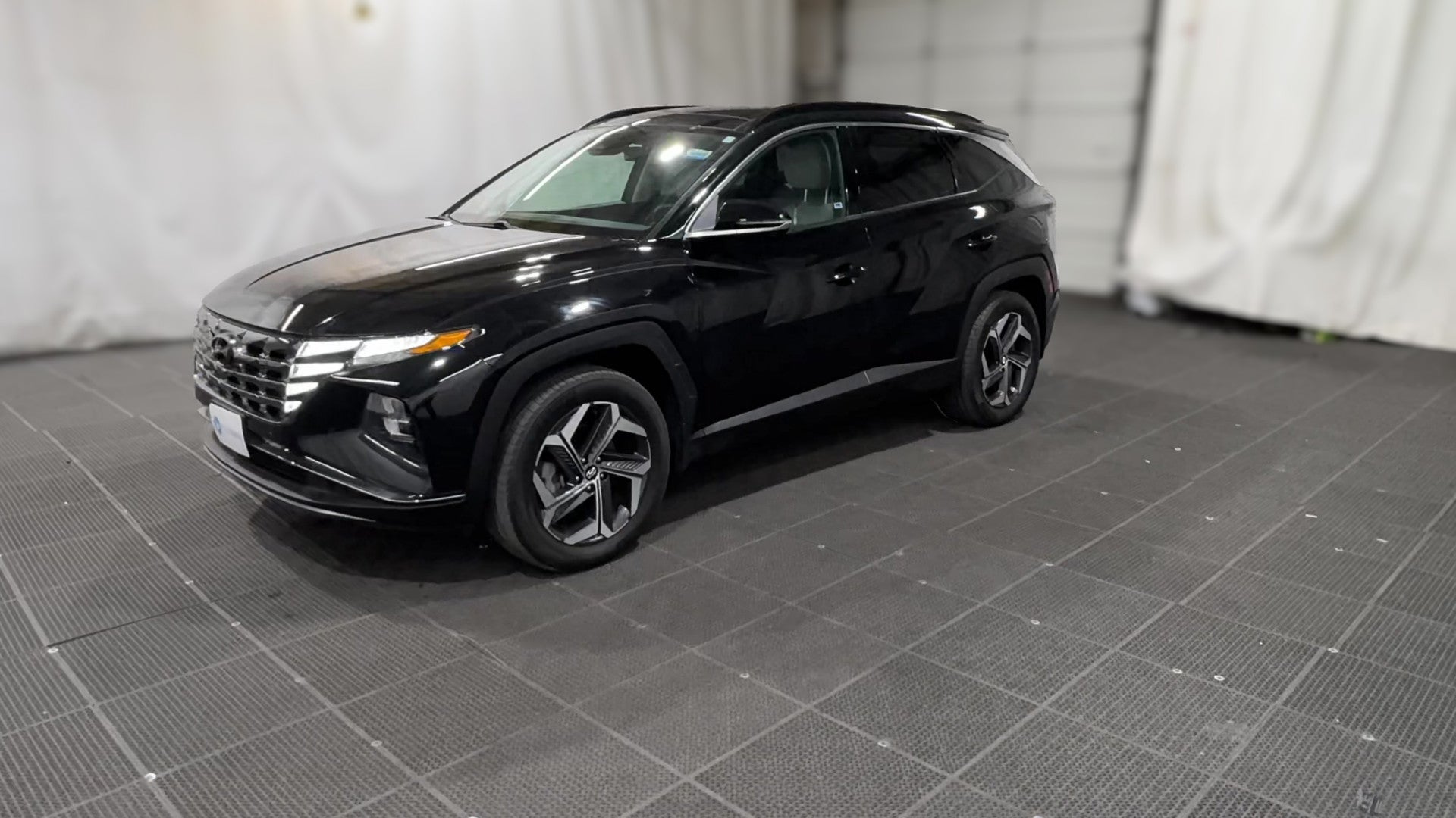 2023 Hyundai Tucson Plug-in Hybrid vehicle photo