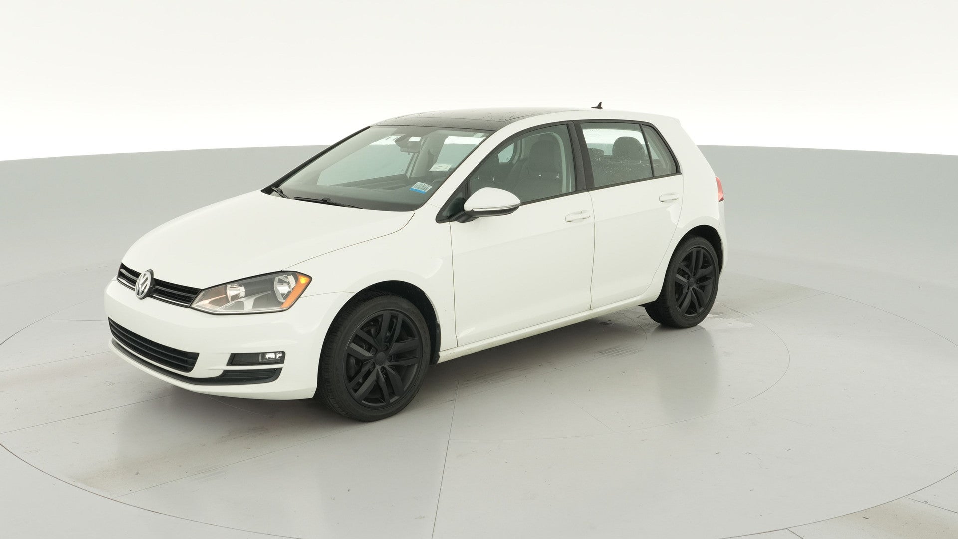2016 Volkswagen Golf vehicle photo