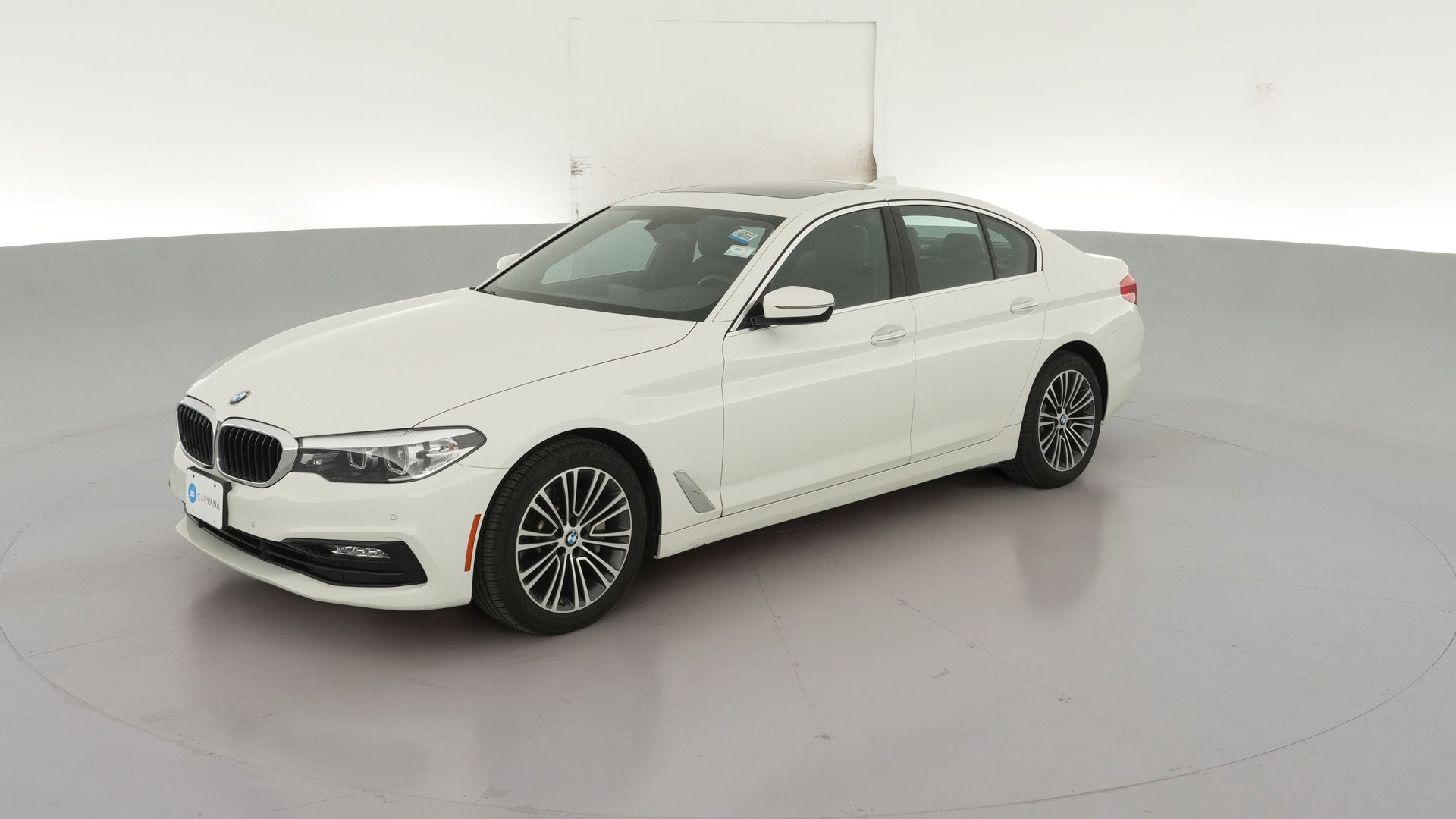 2018 BMW 5 Series vehicle photo