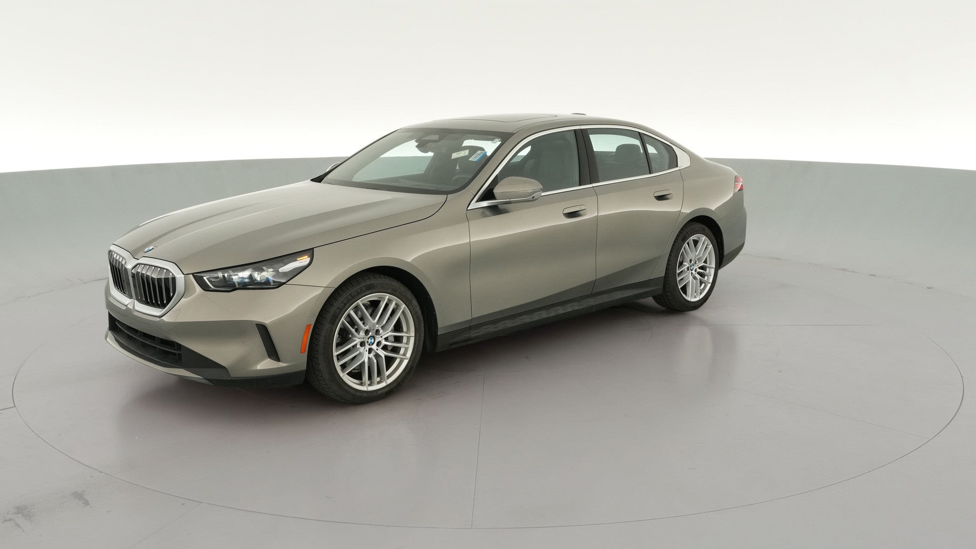 2024 BMW 5 Series vehicle photo