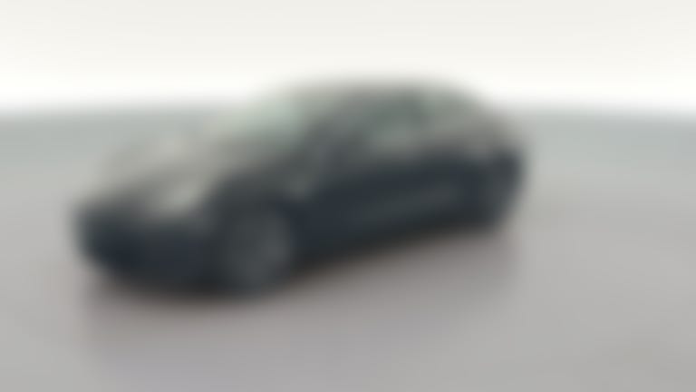 2018 Tesla Model 3 vehicle photo
