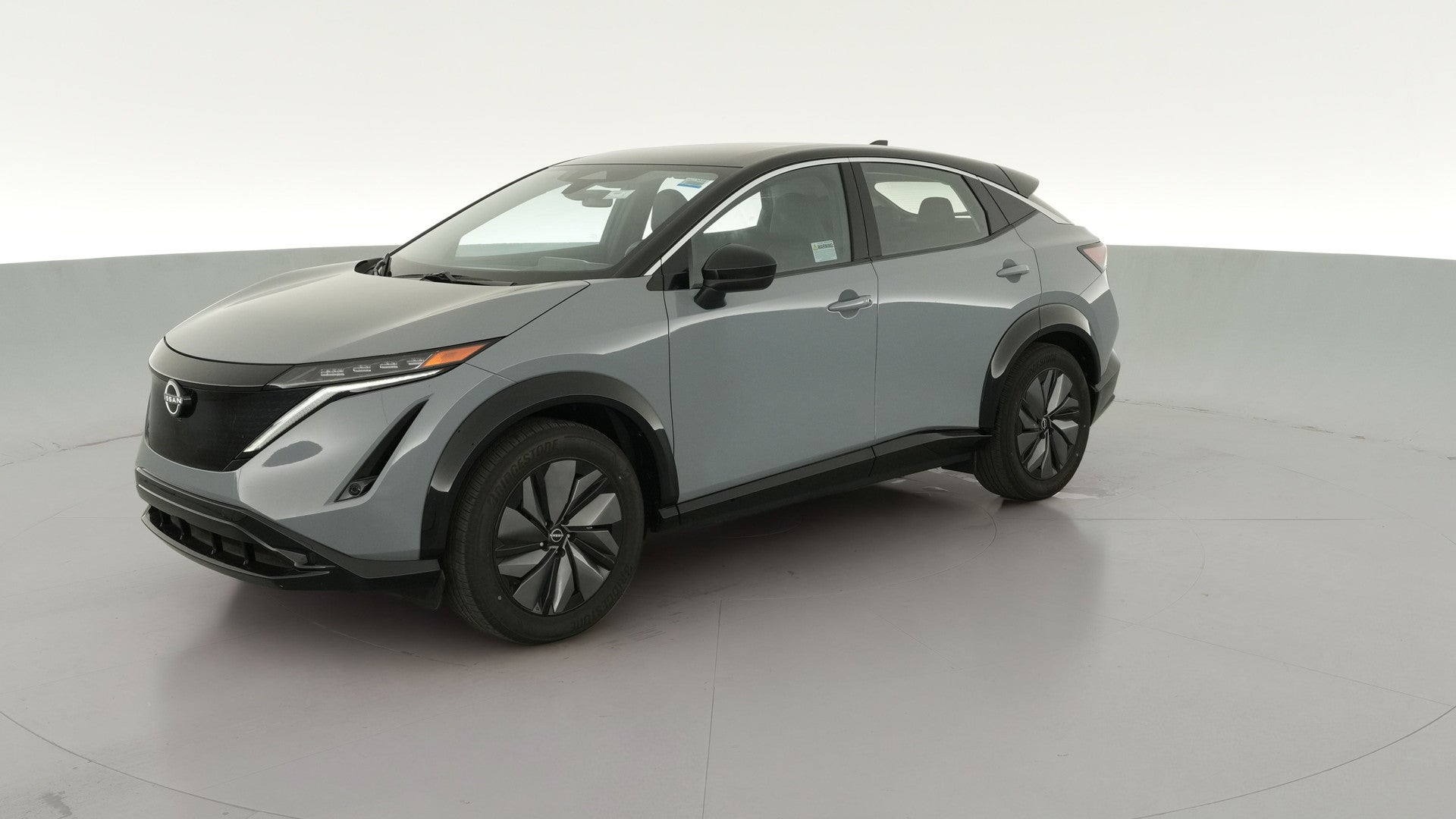 2024 Nissan ARIYA vehicle photo