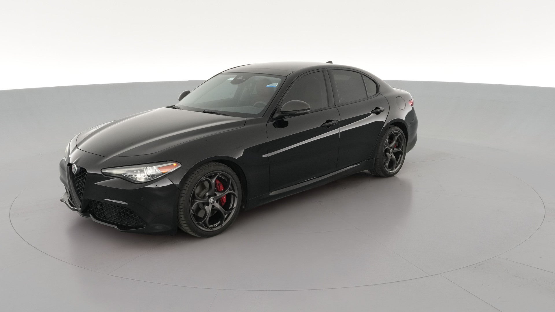 2019 Alfa Romeo Giulia vehicle photo