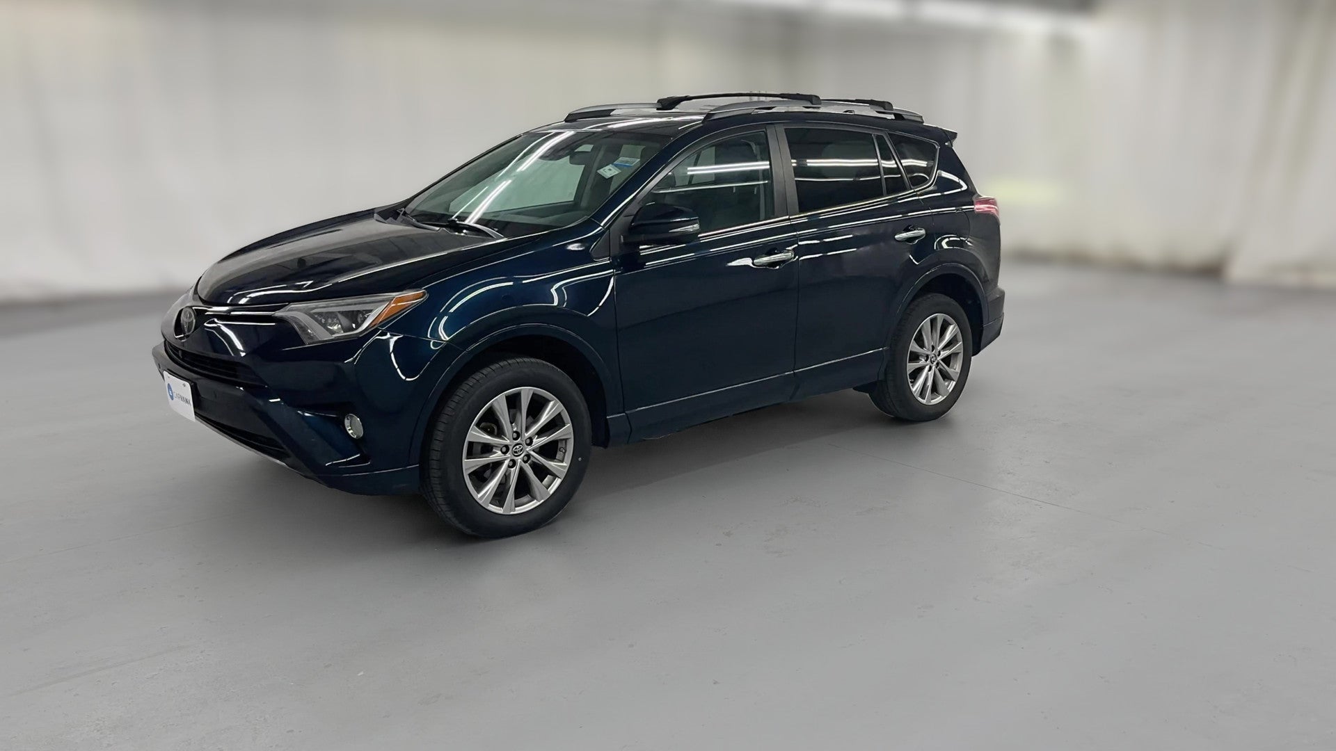 2017 Toyota RAV4 vehicle photo