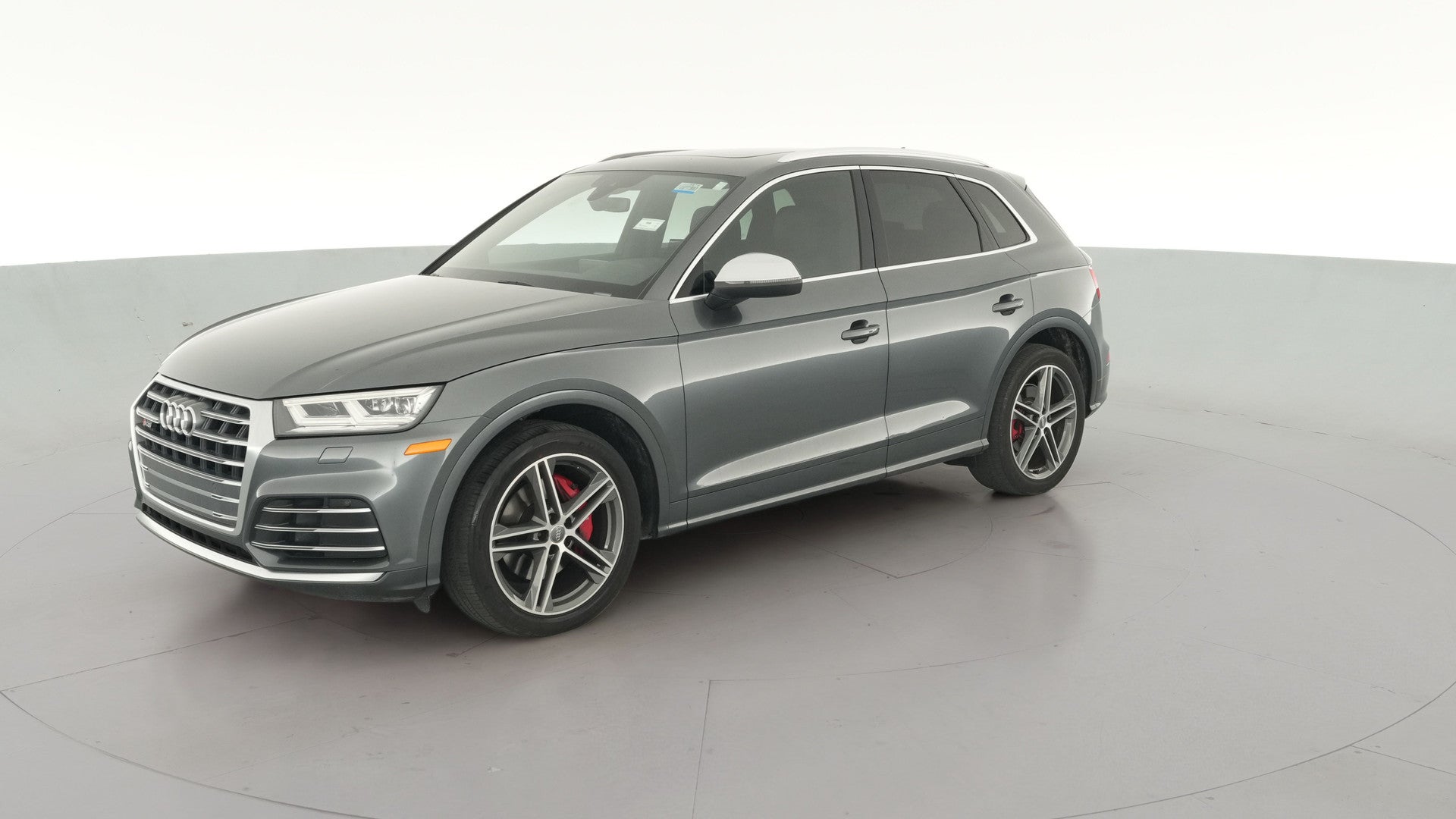 2019 Audi SQ5 vehicle photo