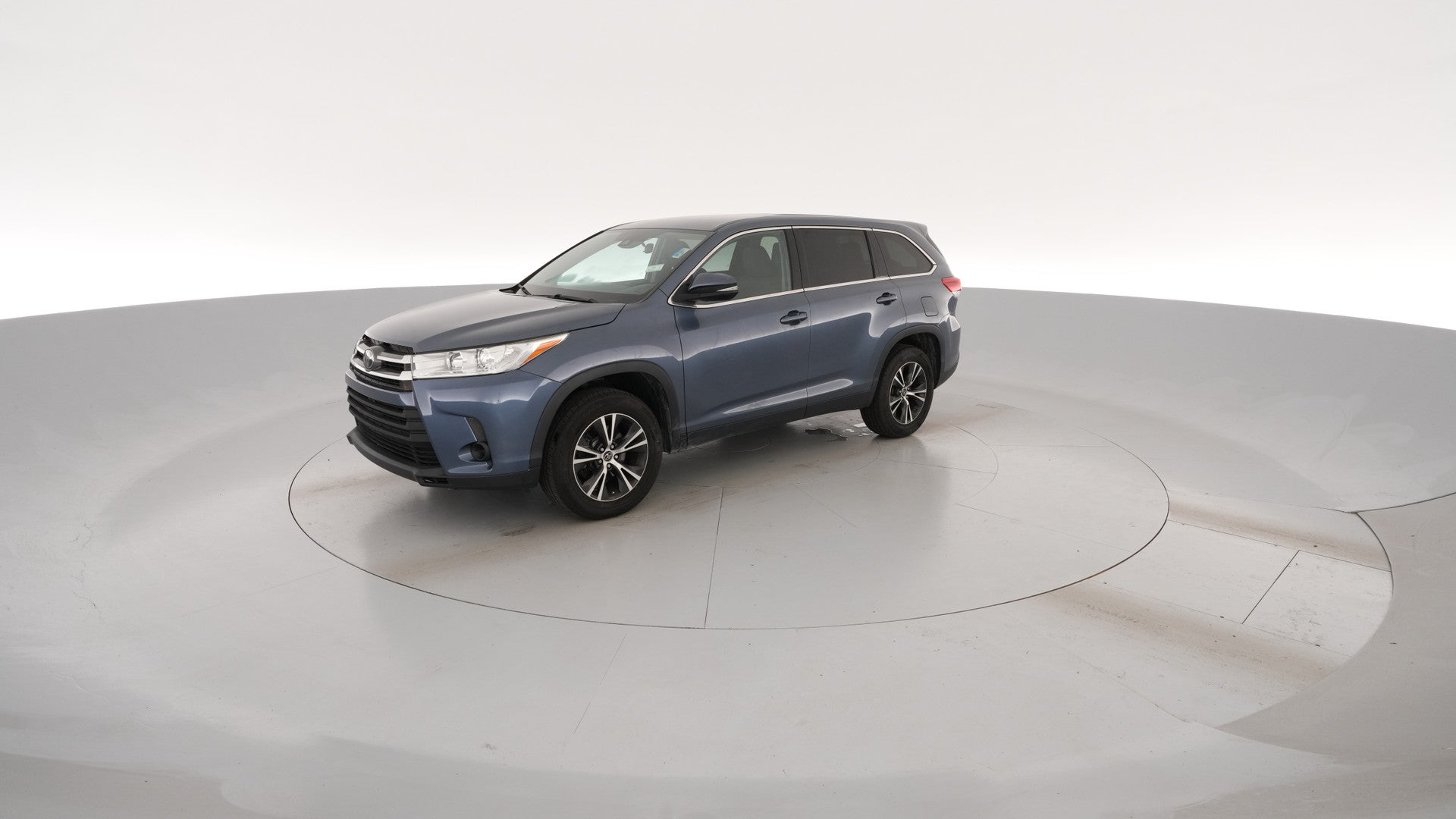 2019 Toyota Highlander vehicle photo