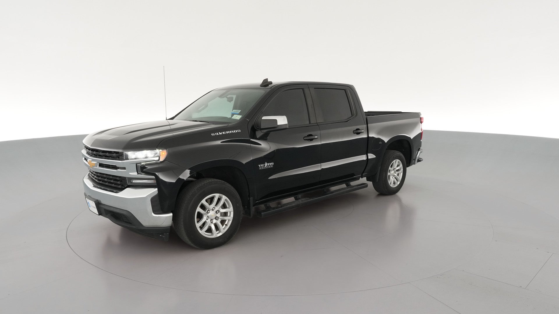 2020 Chevrolet Silverado 1500 Crew Cab vehicle photo