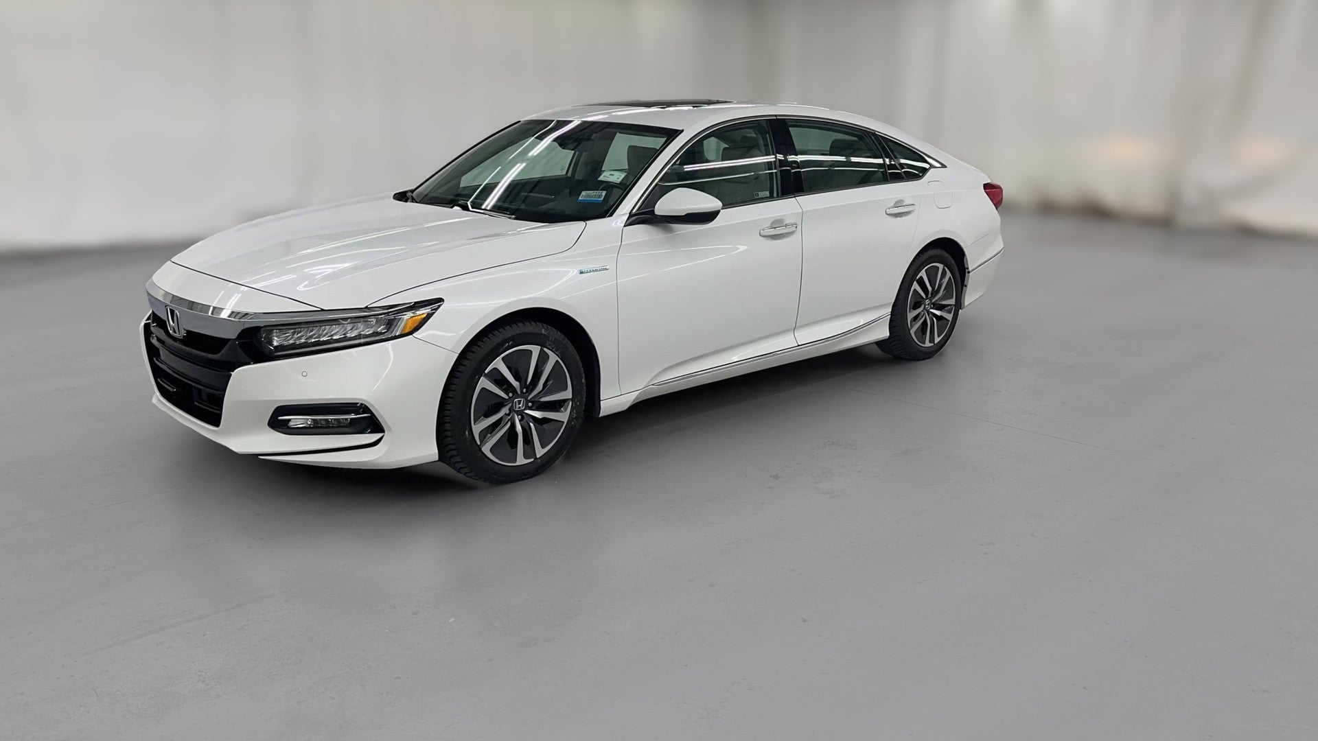 2020 Honda Accord Hybrid vehicle photo