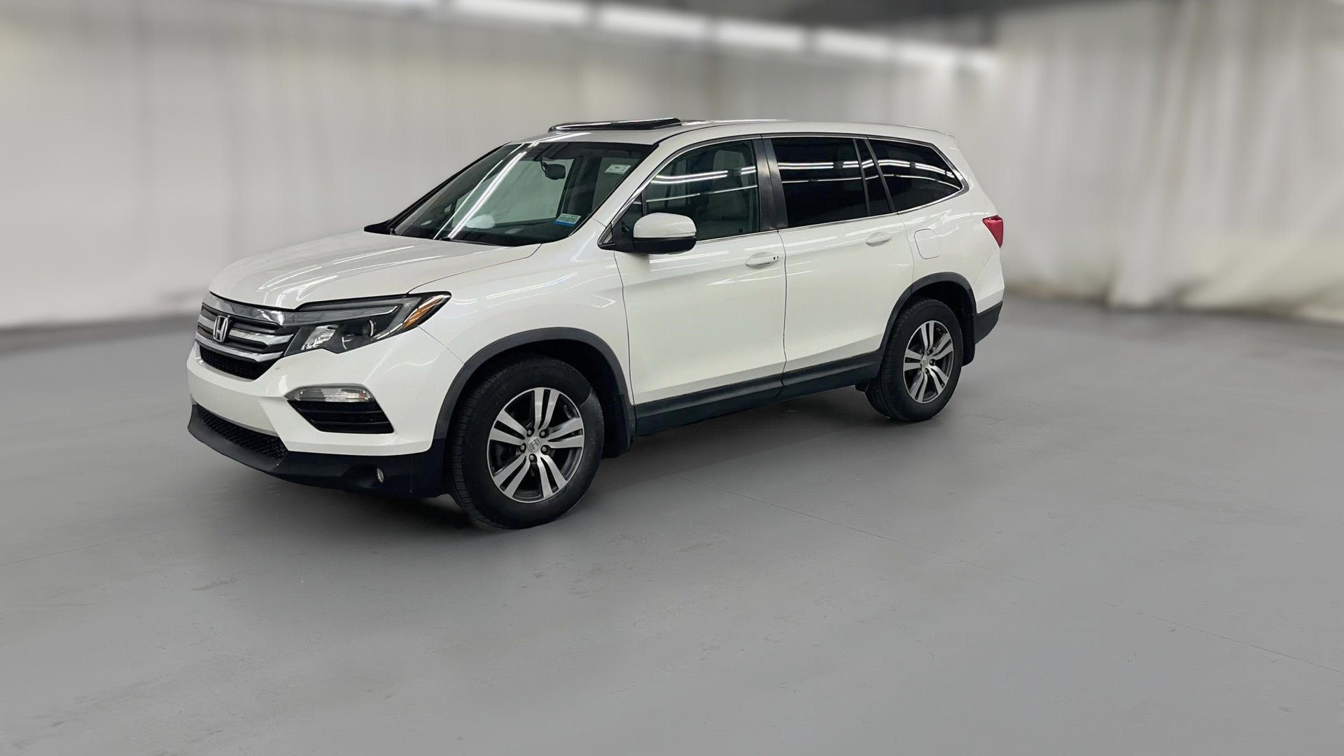 2016 Honda Pilot vehicle photo