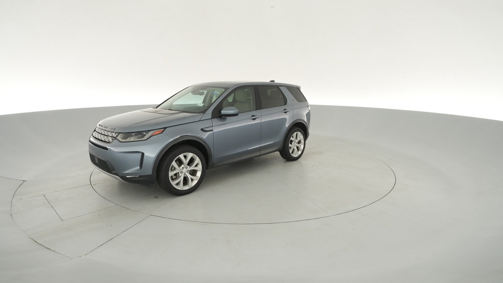 2020 Land Rover Discovery Sport vehicle photo