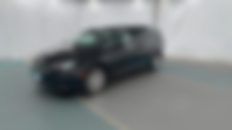 2023 Chrysler Voyager vehicle photo