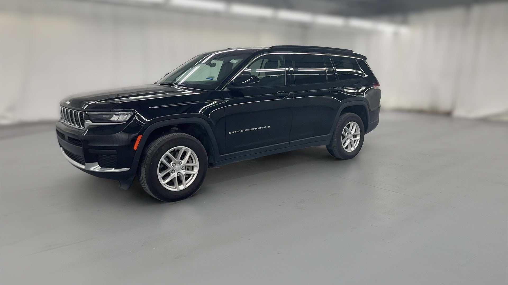 2025 Jeep Grand Cherokee L vehicle photo