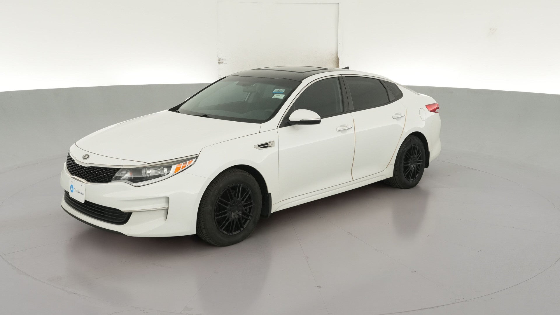 2017 Kia Optima vehicle photo