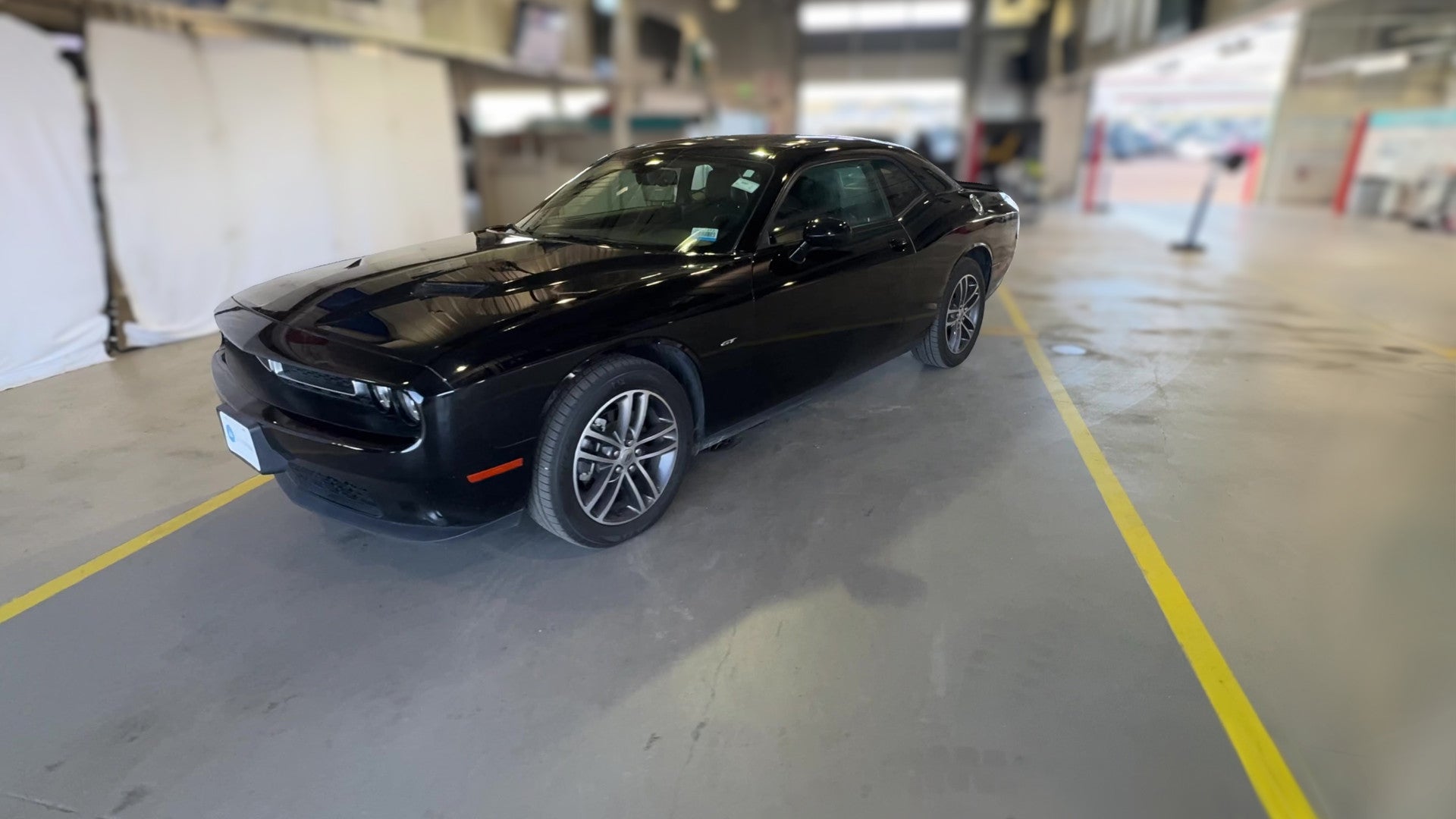 2018 Dodge Challenger vehicle photo