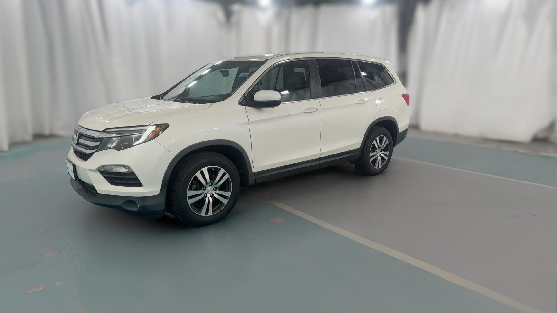 2016 Honda Pilot vehicle photo