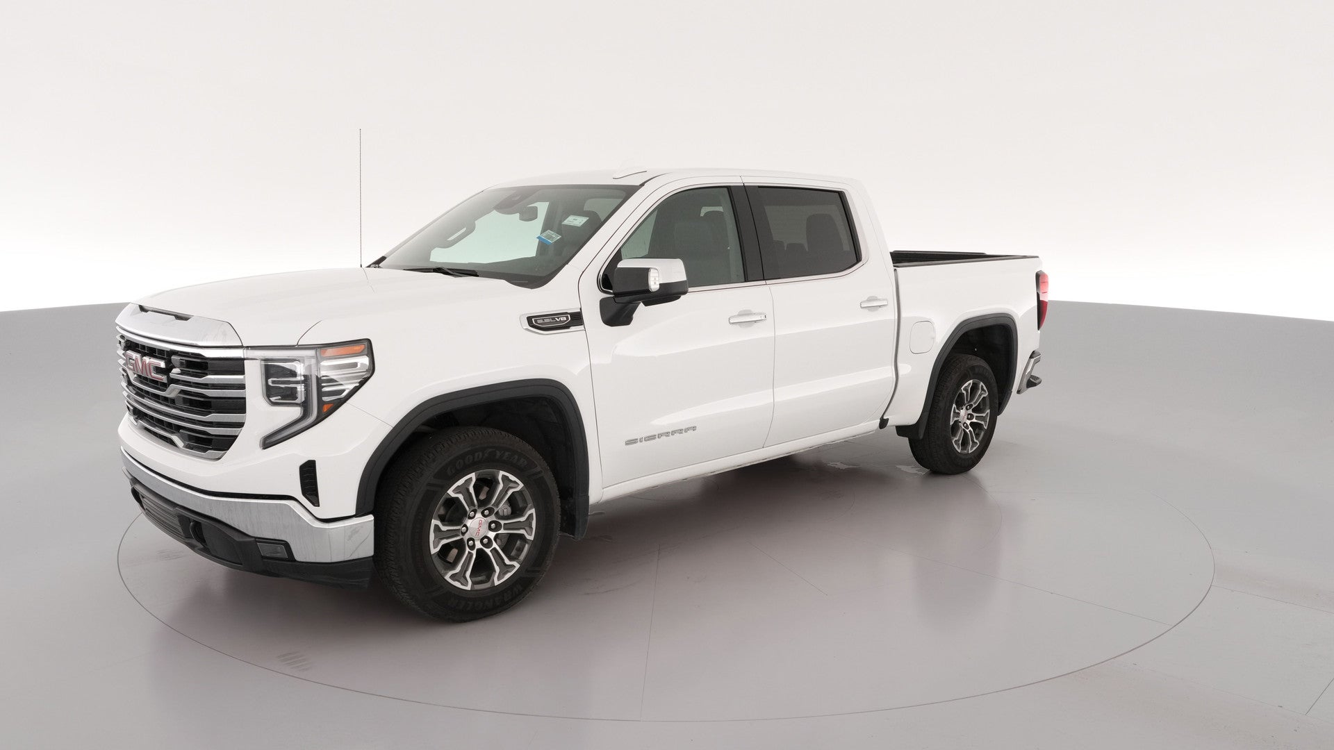 2024 GMC Sierra 1500 Crew Cab vehicle photo