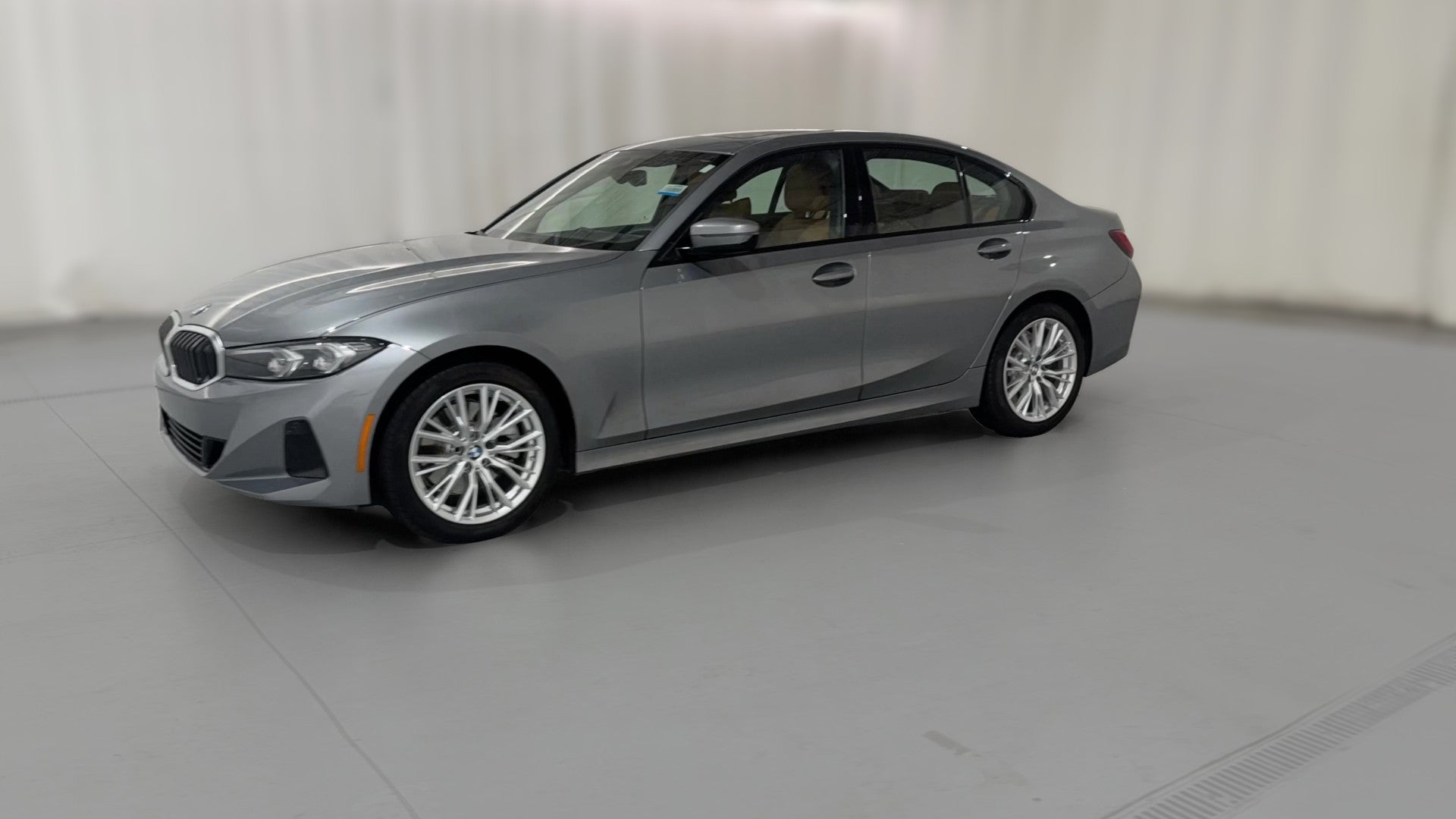 2023 BMW 3 Series vehicle photo