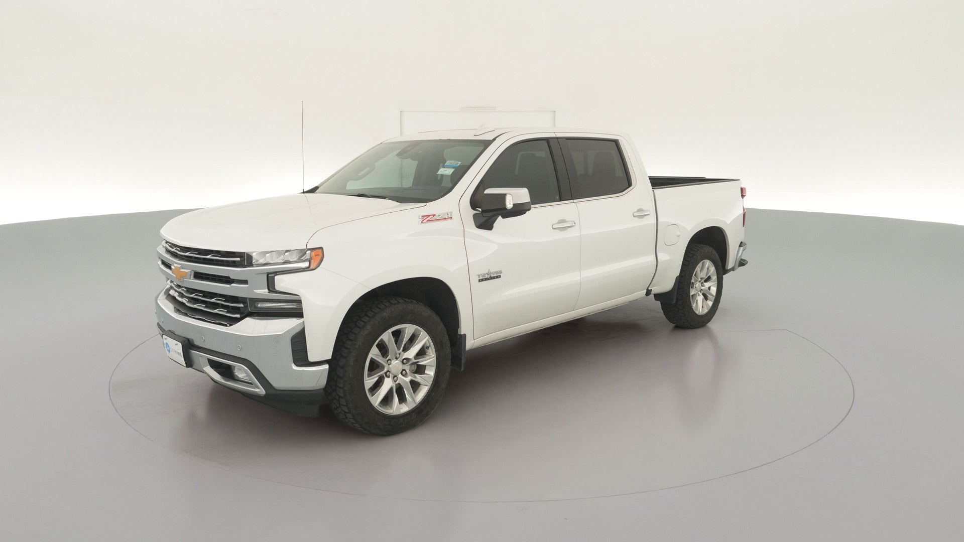 2021 Chevrolet Silverado 1500 Crew Cab vehicle photo