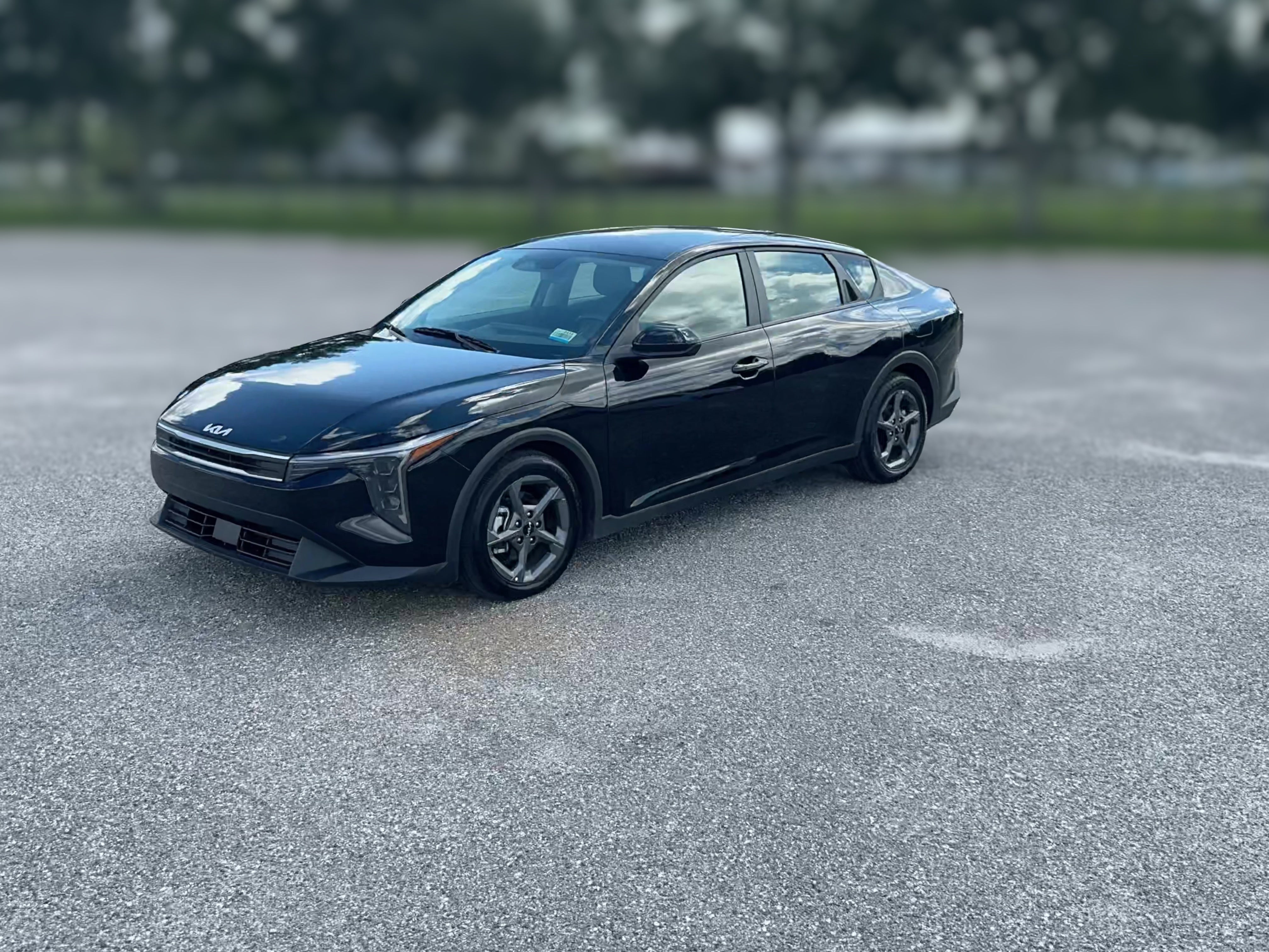 2025 Kia K4 LXS - Photo 24