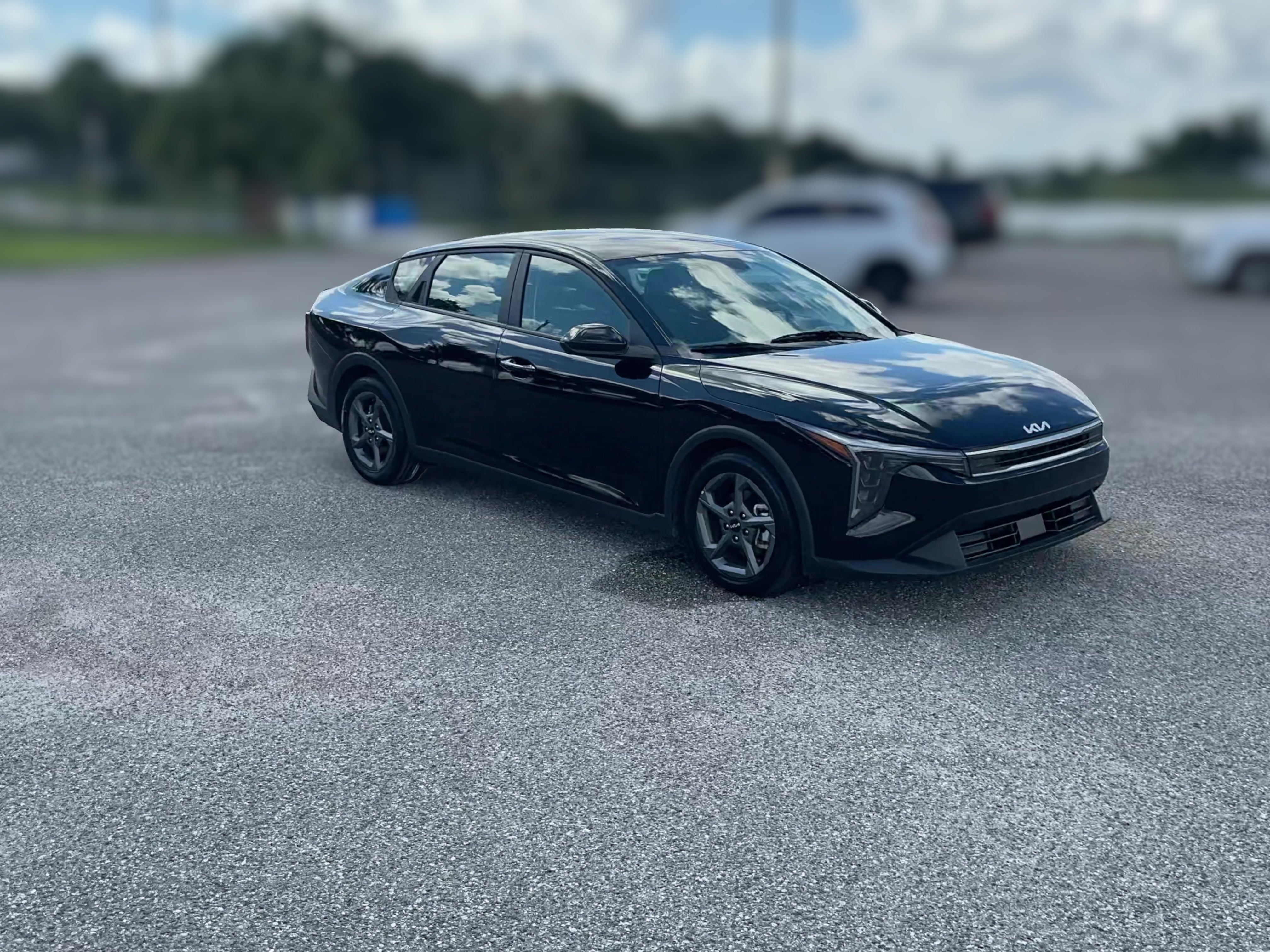 2025 Kia K4 LXS - Photo 36