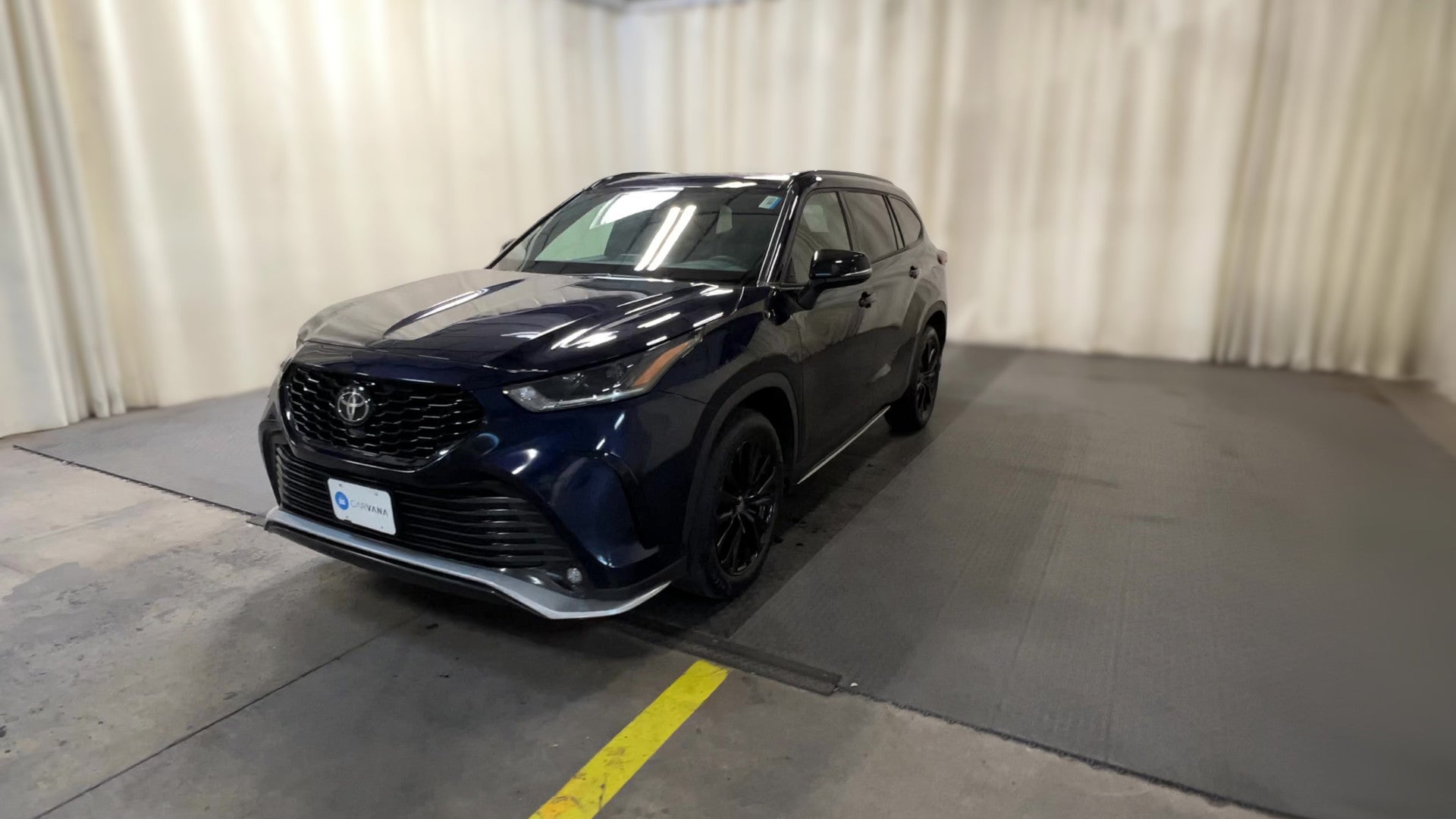 2025 Toyota Highlander vehicle photo