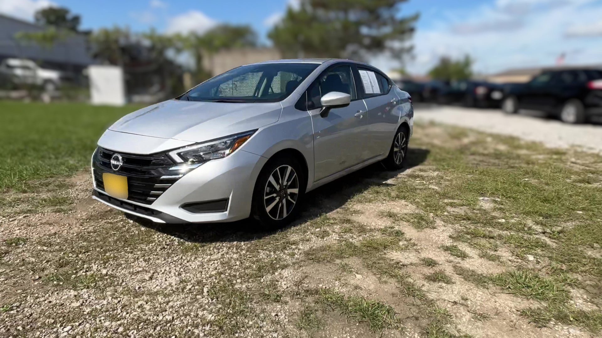2025 Nissan Versa vehicle photo