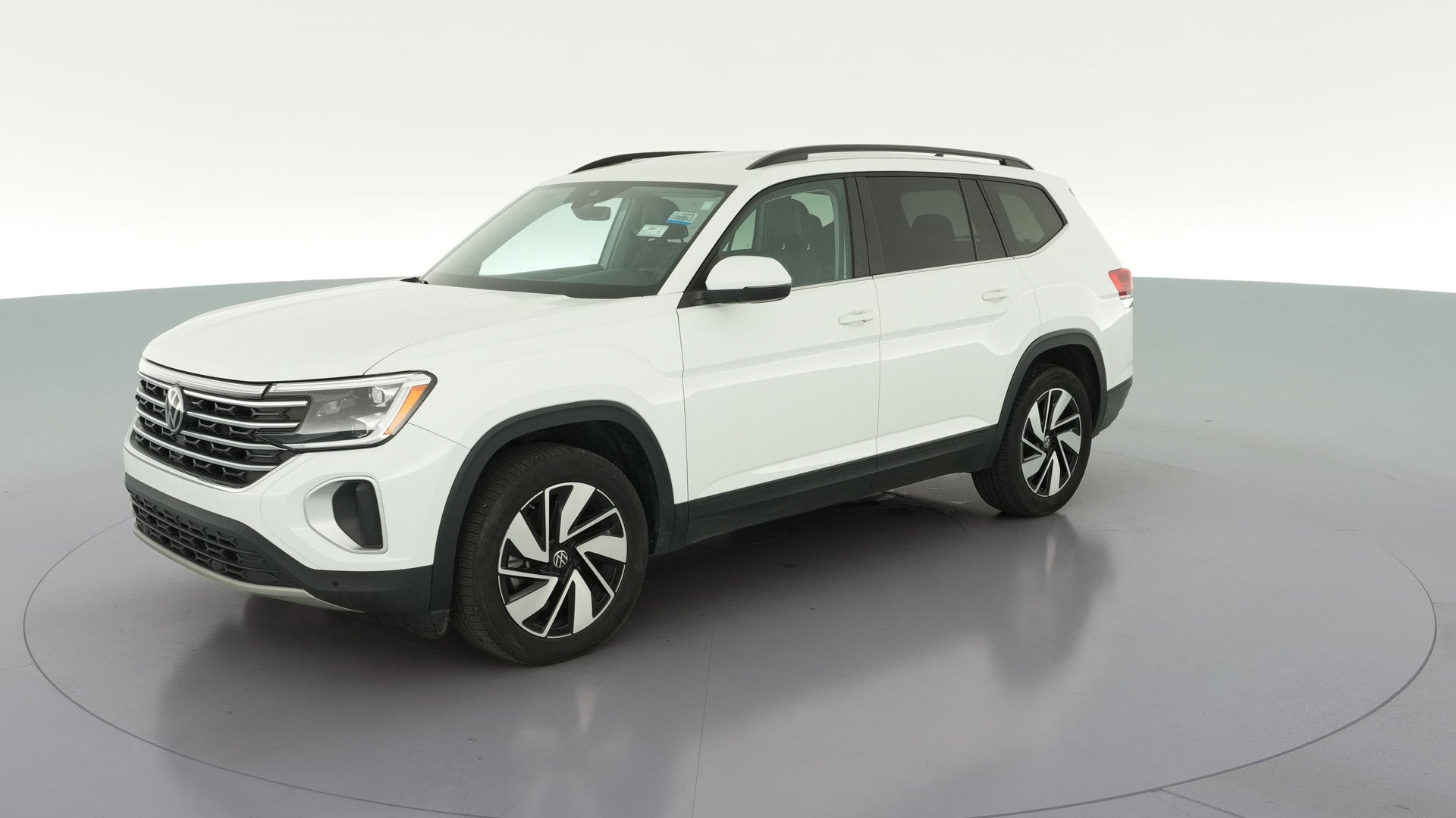 2025 Volkswagen Atlas vehicle photo