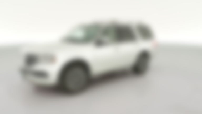 2017 Lincoln Navigator vehicle photo