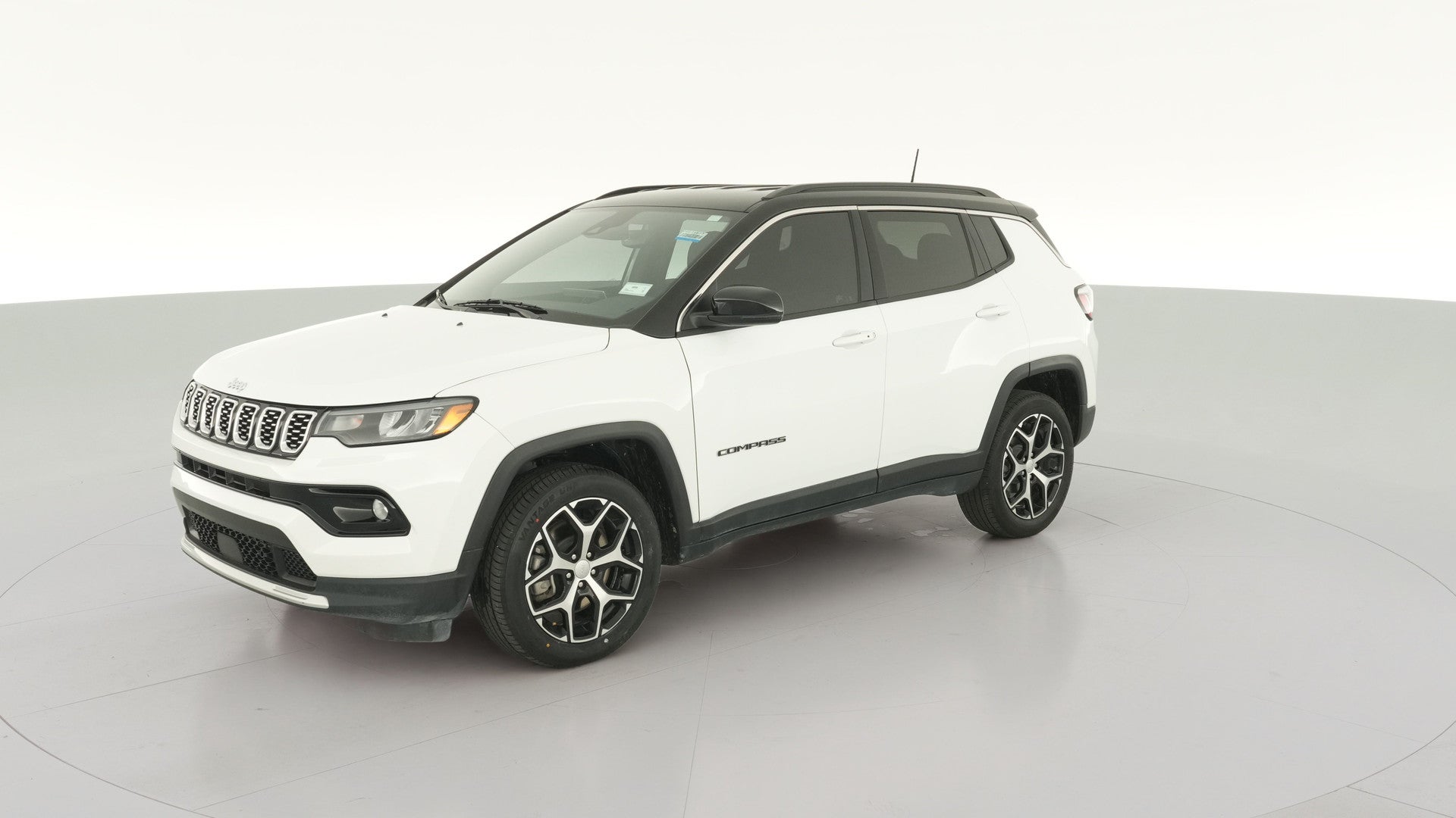 2024 Jeep Compass vehicle photo