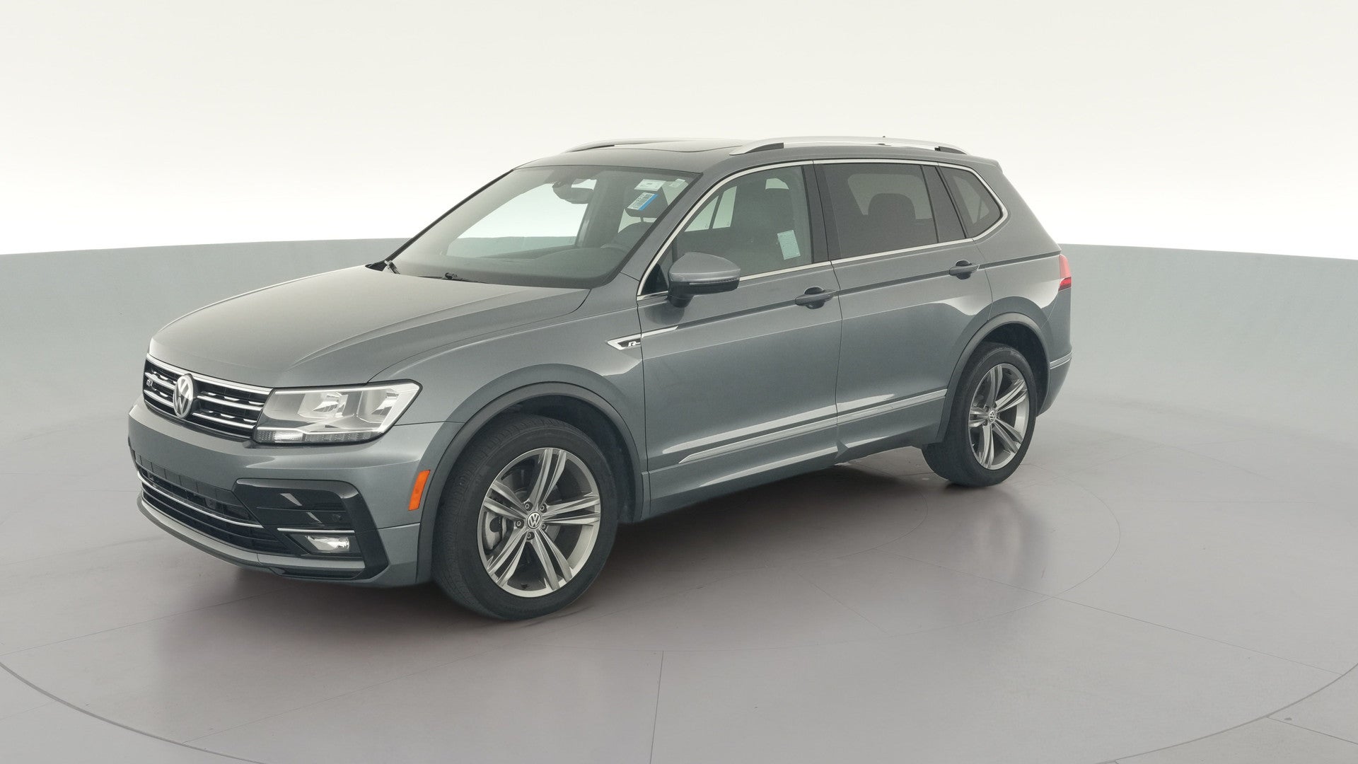 2018 Volkswagen Tiguan vehicle photo