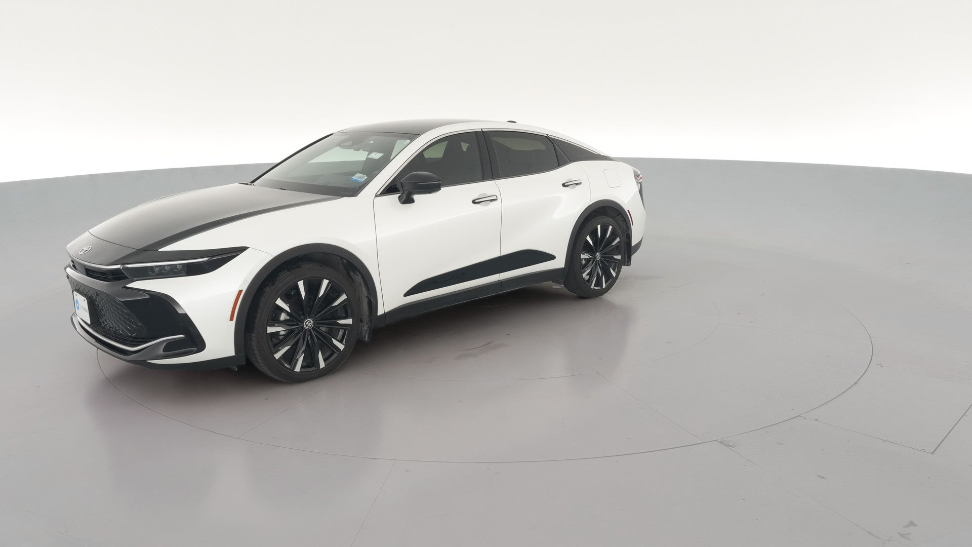 2025 Toyota Crown vehicle photo