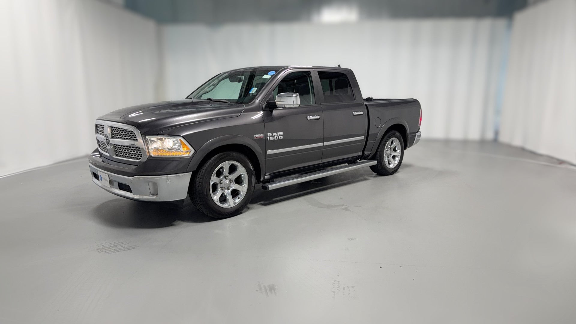 2017 Ram 1500 Crew Cab vehicle photo
