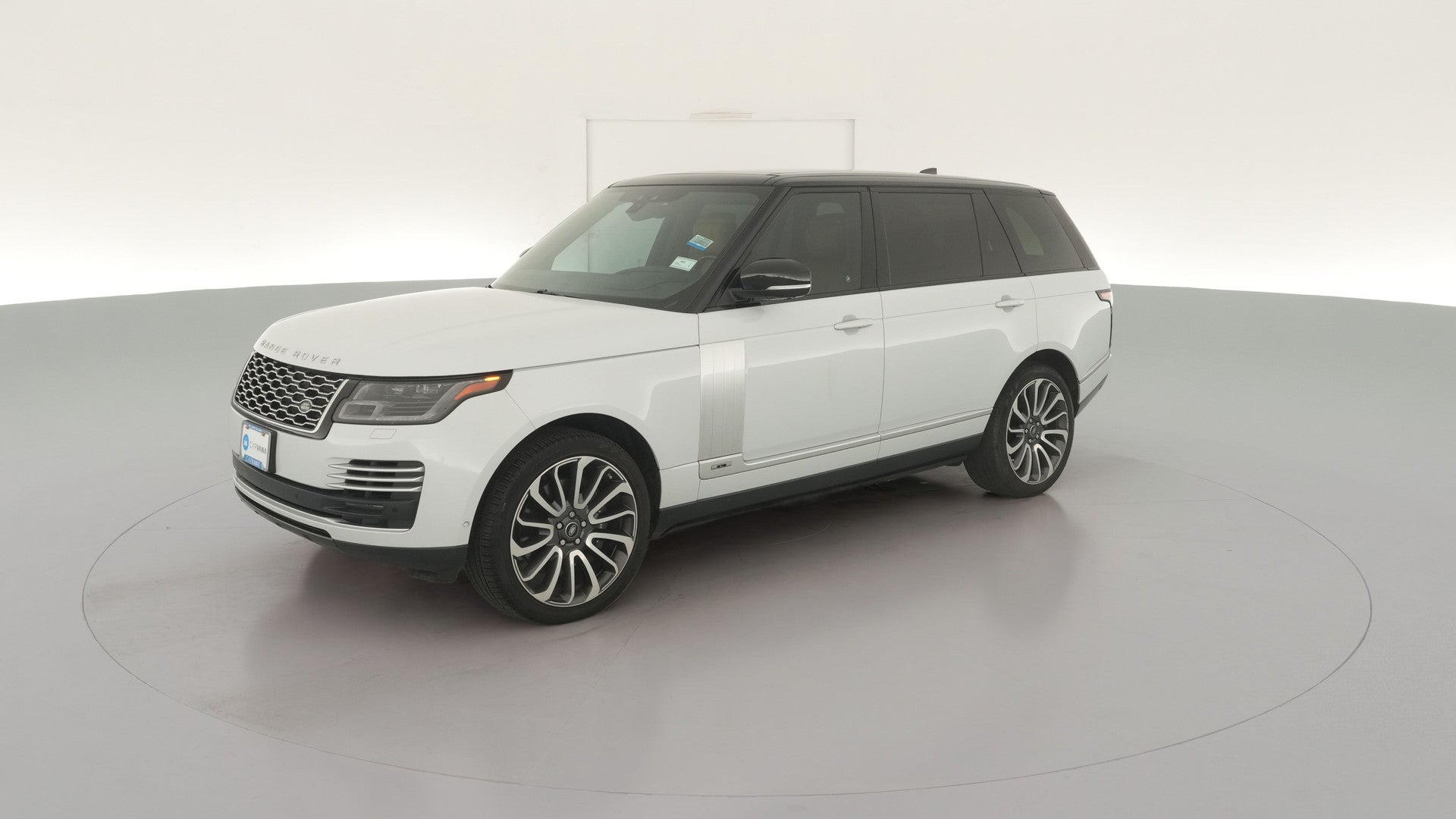 2019 Land Rover Range Rover vehicle photo