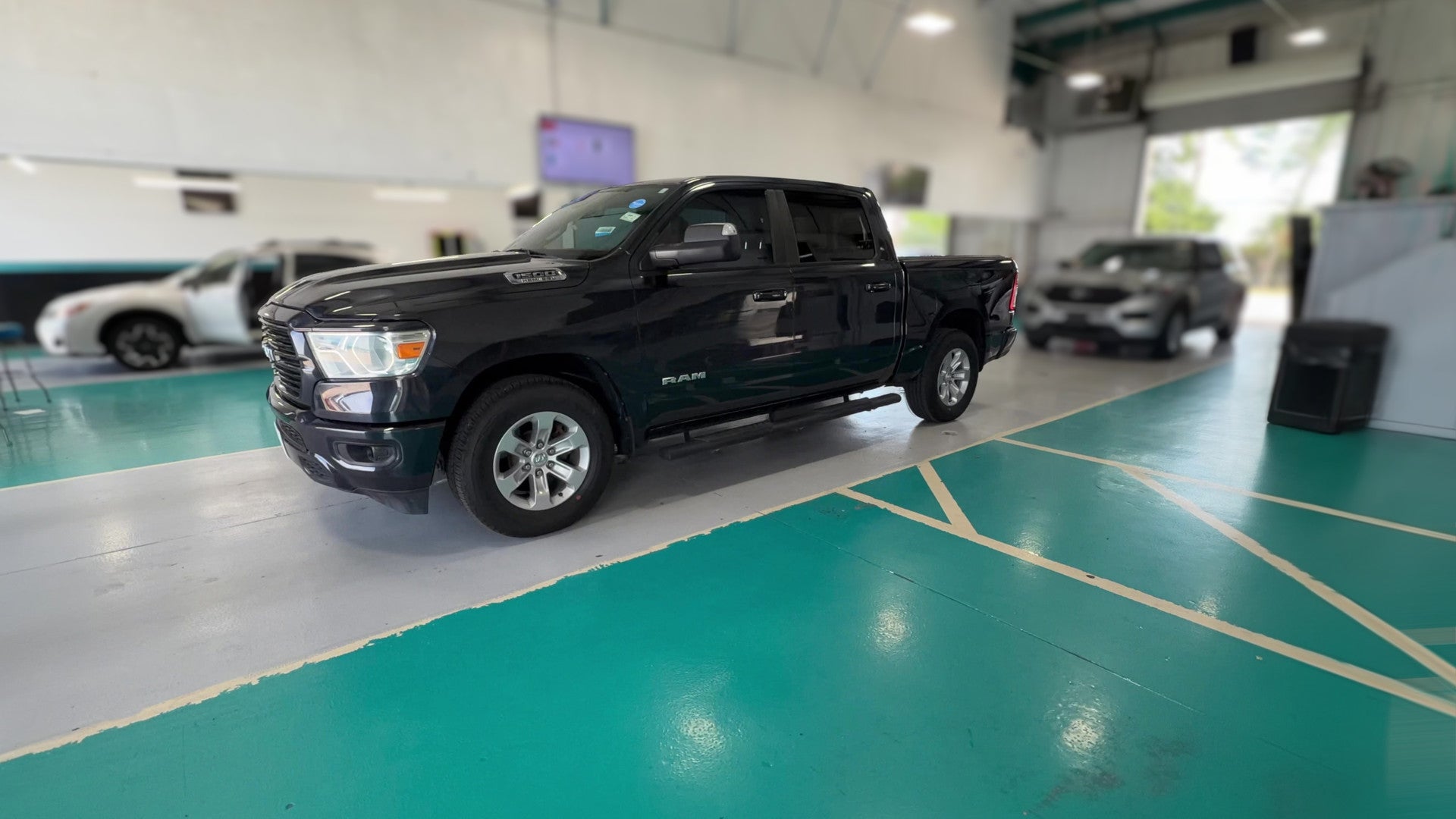 2019 Ram 1500 Crew Cab vehicle photo