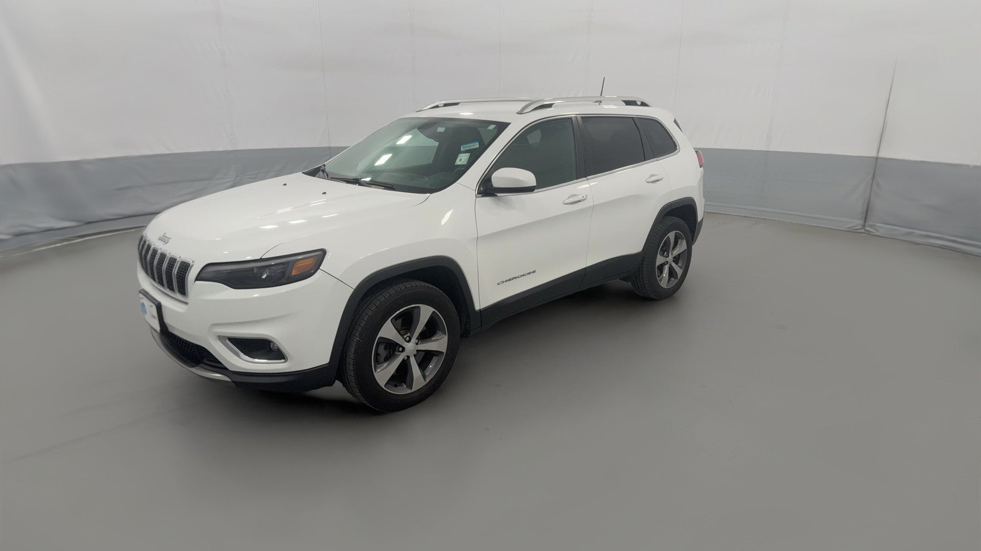2020 Jeep Cherokee vehicle photo