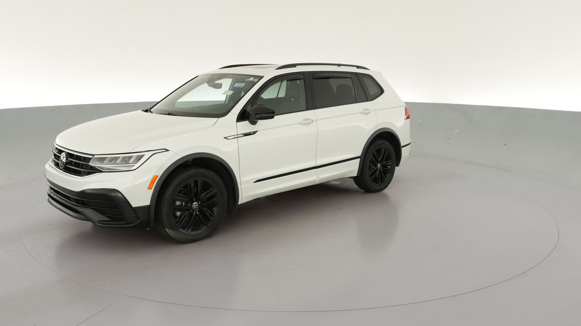 2022 Volkswagen Tiguan vehicle photo