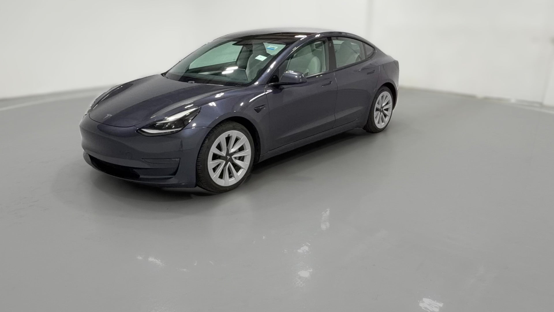 2021 Tesla Model 3 vehicle photo